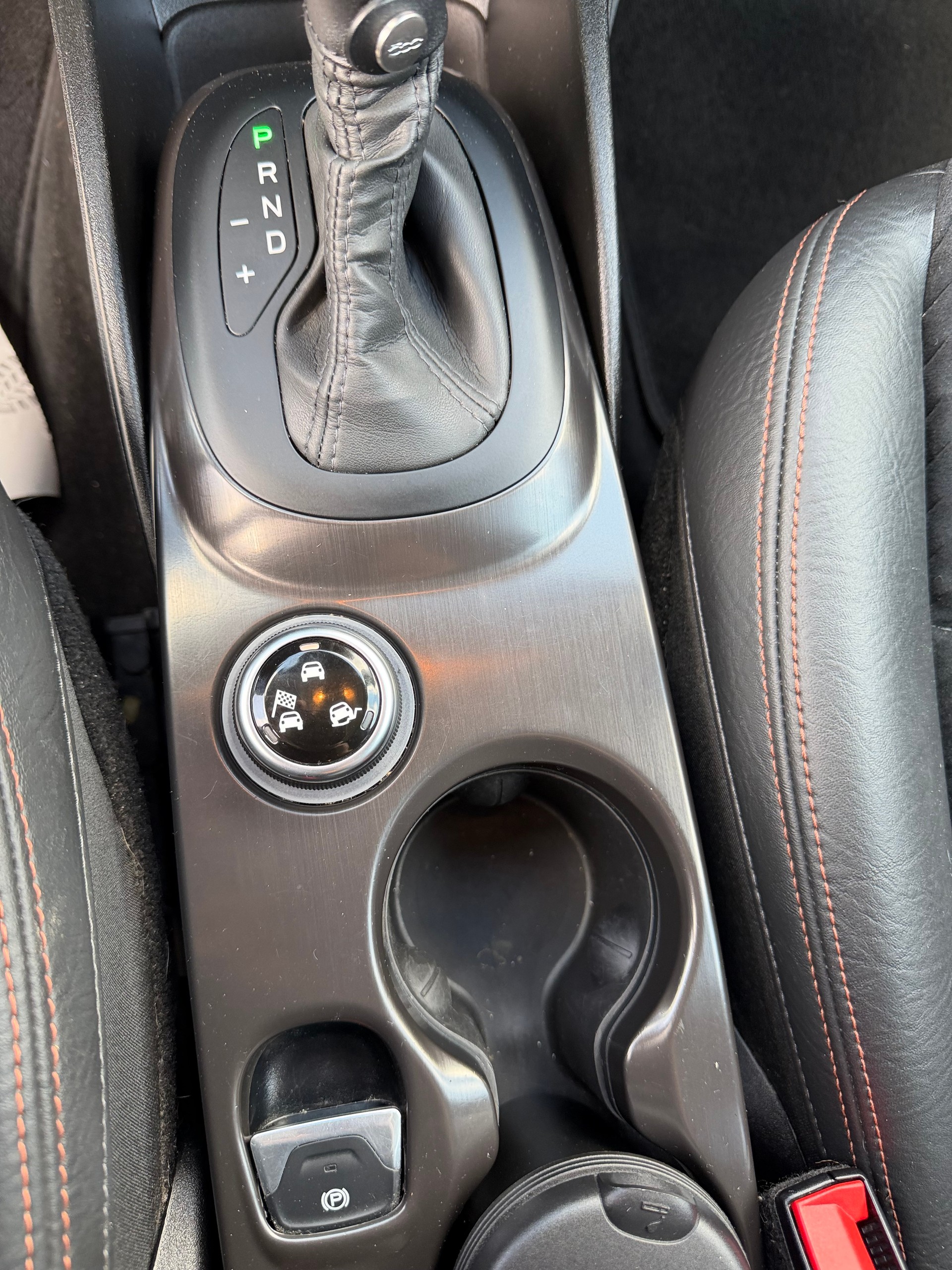 FIAT 500X 1.4T Off Road S-Design 4x4 Automatic-image-14