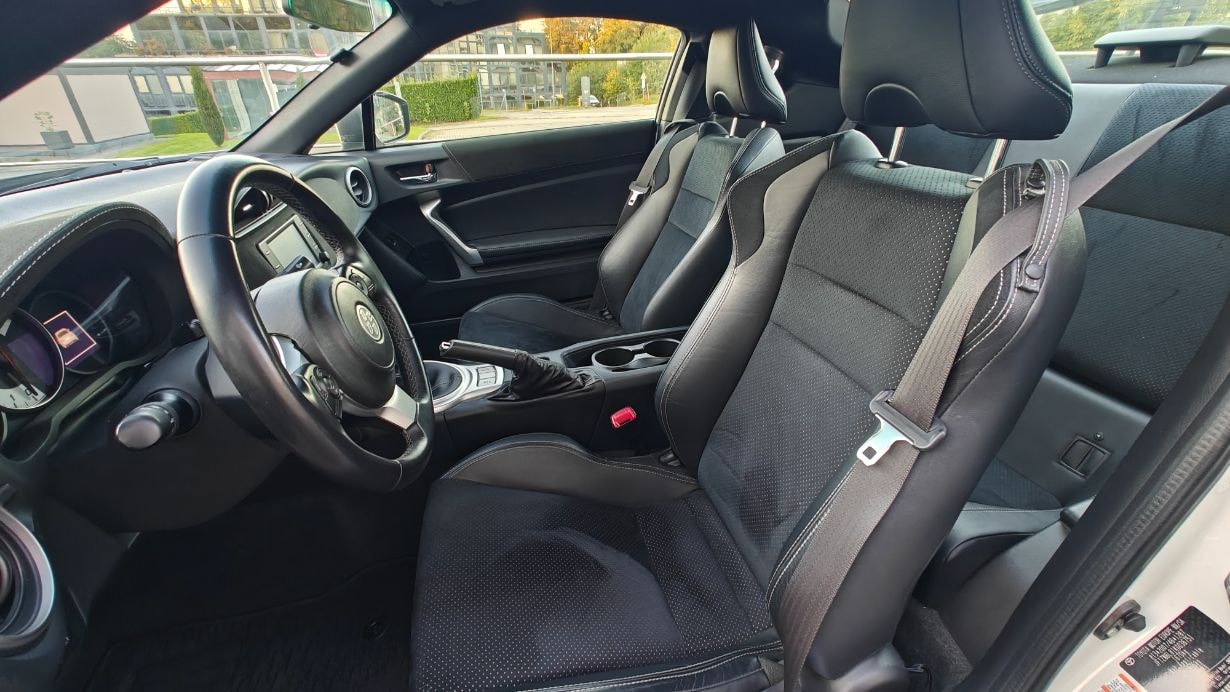 TOYOTA GT 86 2.0 D-4S Sport-image-4