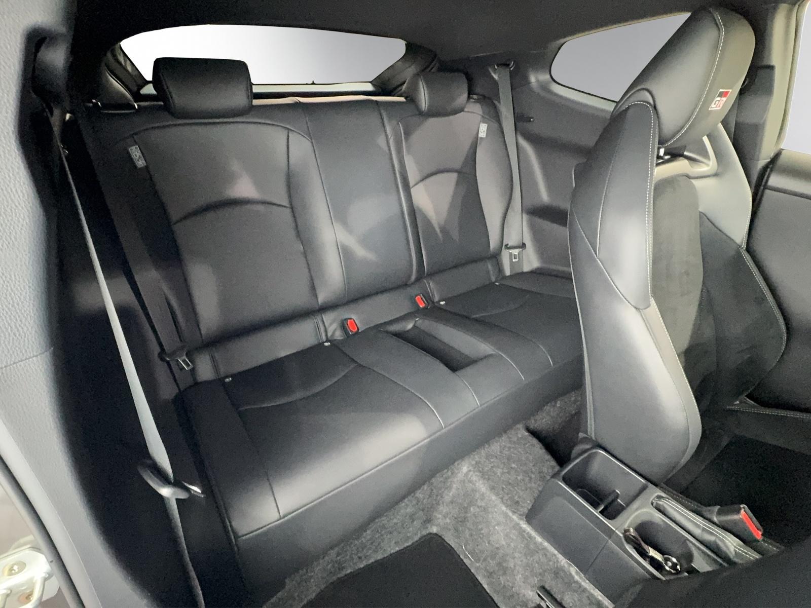 TOYOTA GR Yaris 1.6 Turbo Sport 4x4-image-8