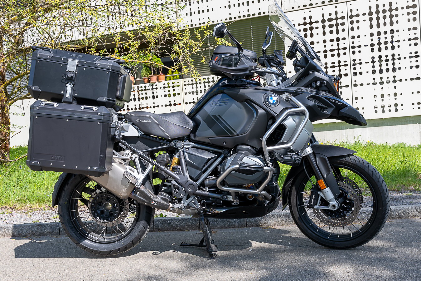 BMW R 1250 GS Adventure-image-2