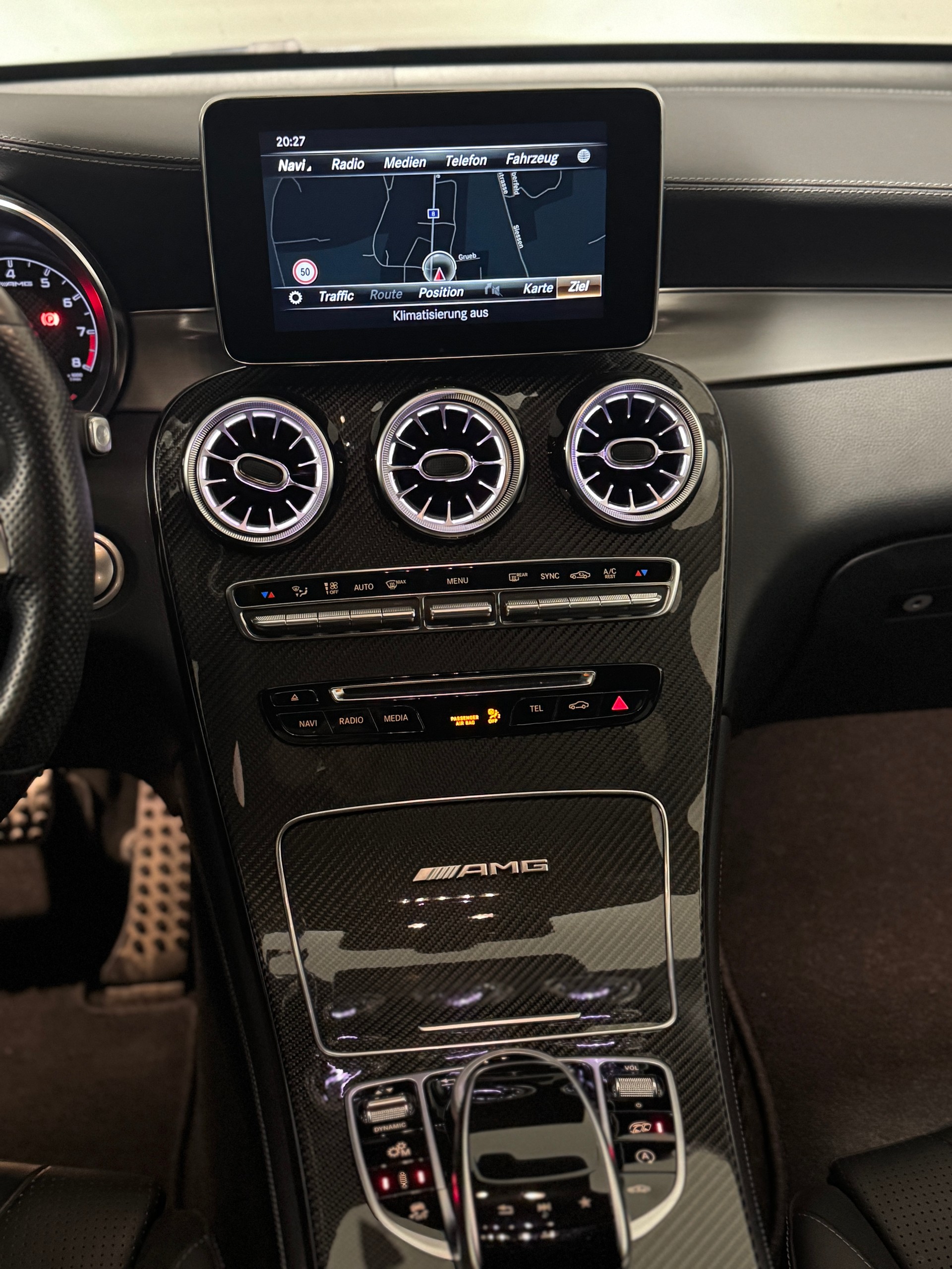 MERCEDES-BENZ GLC 63 AMG 4Matic+ 9G-Tronic *CH*-image-14