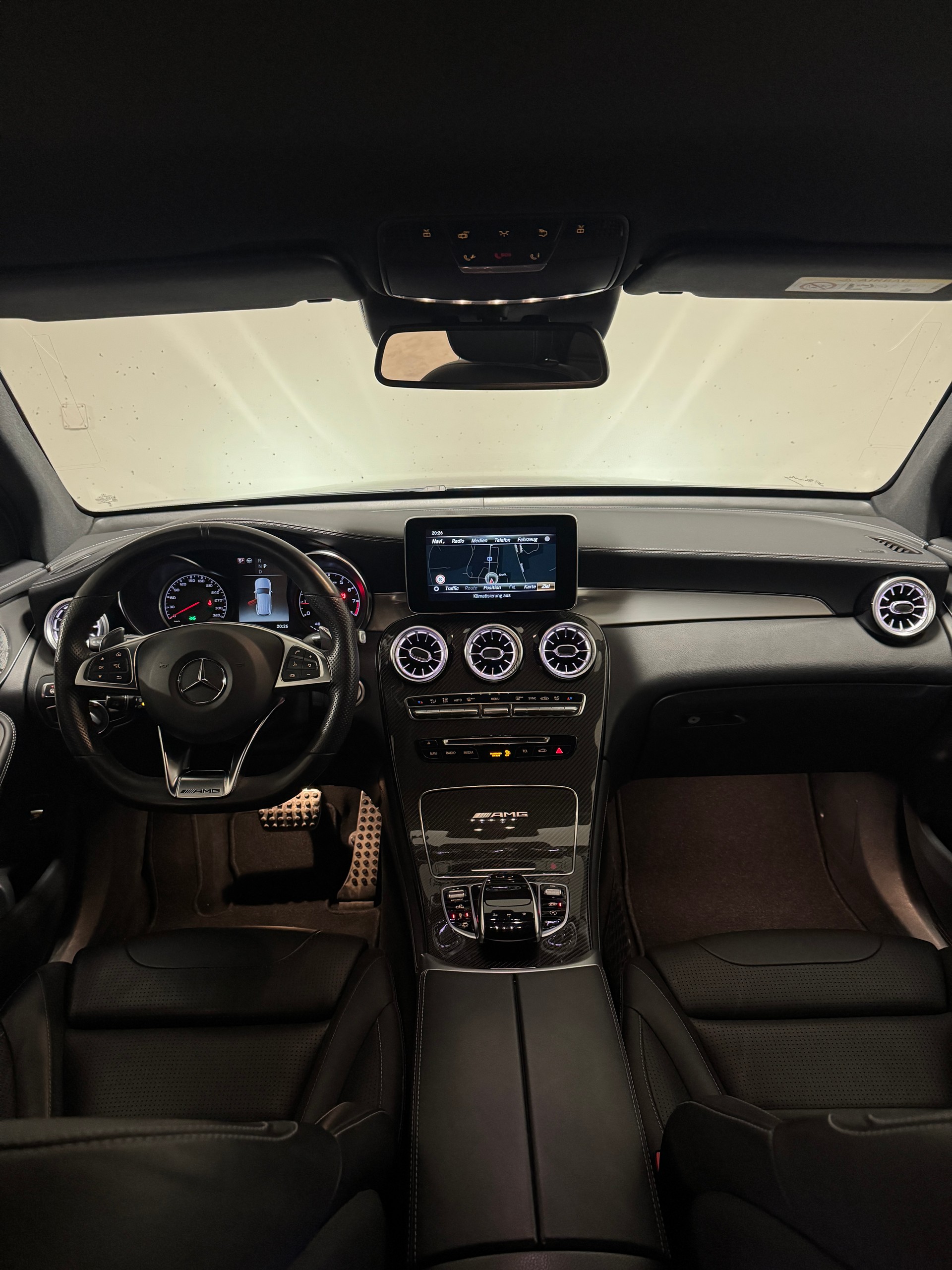 MERCEDES-BENZ GLC 63 AMG 4Matic+ 9G-Tronic *CH*-image-12