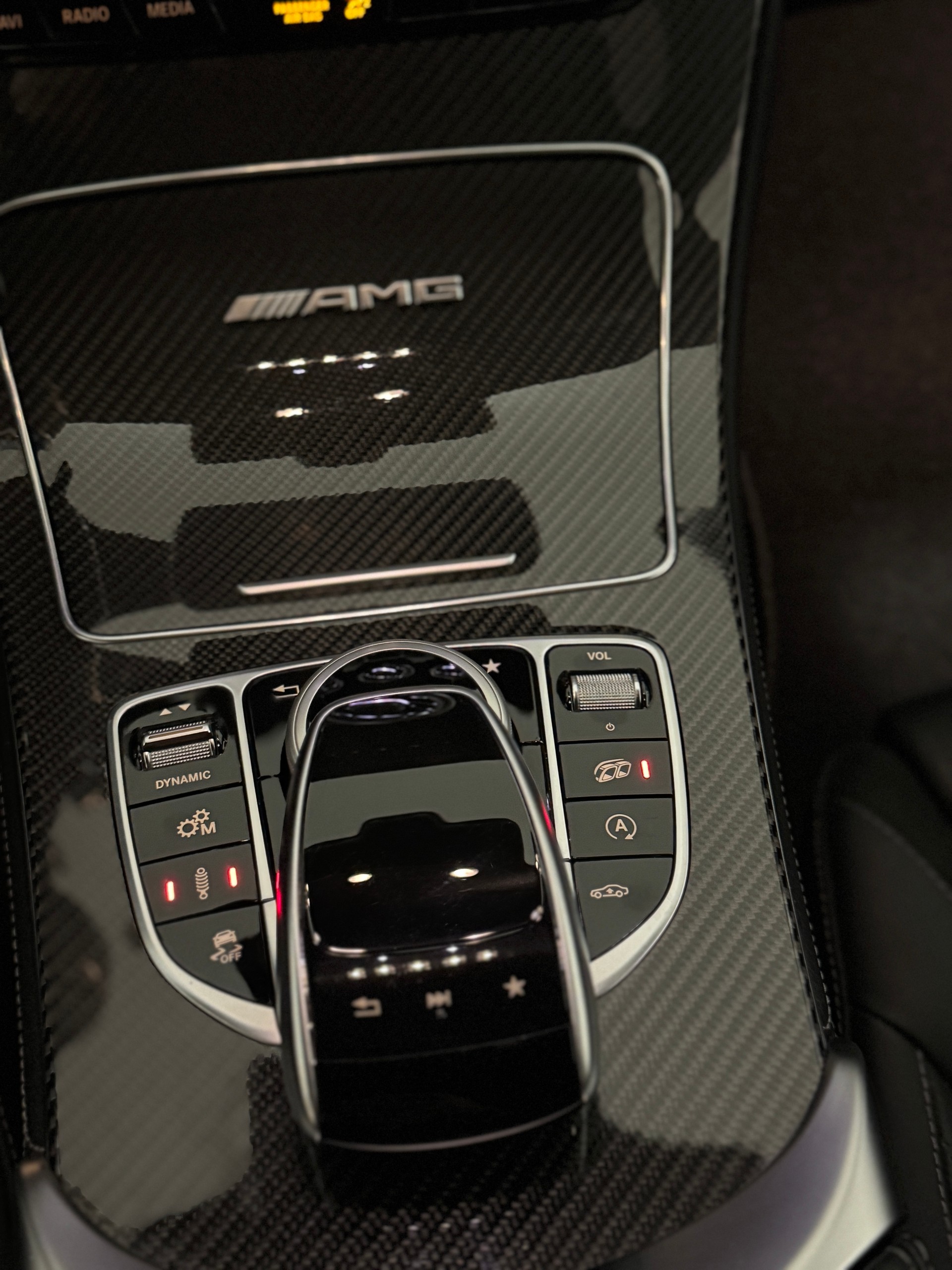 MERCEDES-BENZ GLC 63 AMG 4Matic+ 9G-Tronic *CH*-image-15