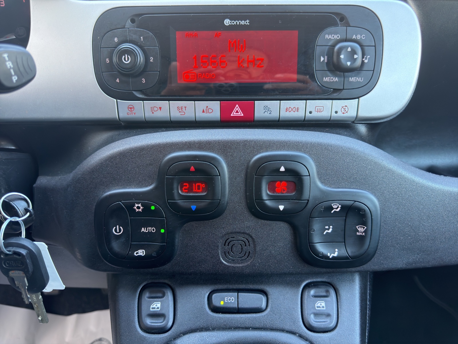 FIAT Panda 0.9 Twinair Turbo Lounge-image-14