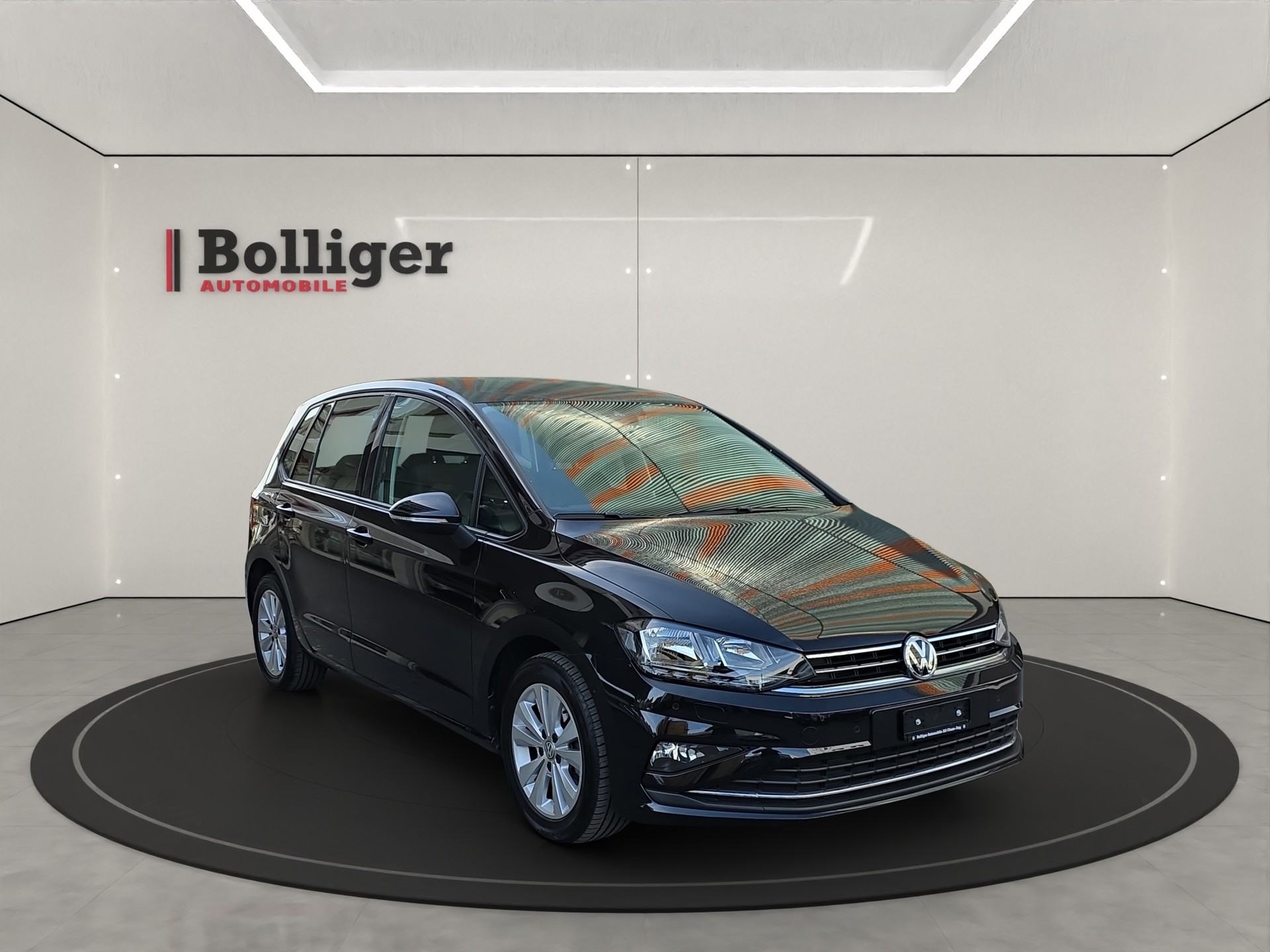 VW Golf Sportsvan 1.6 TDI Comfortline DSG-image-2