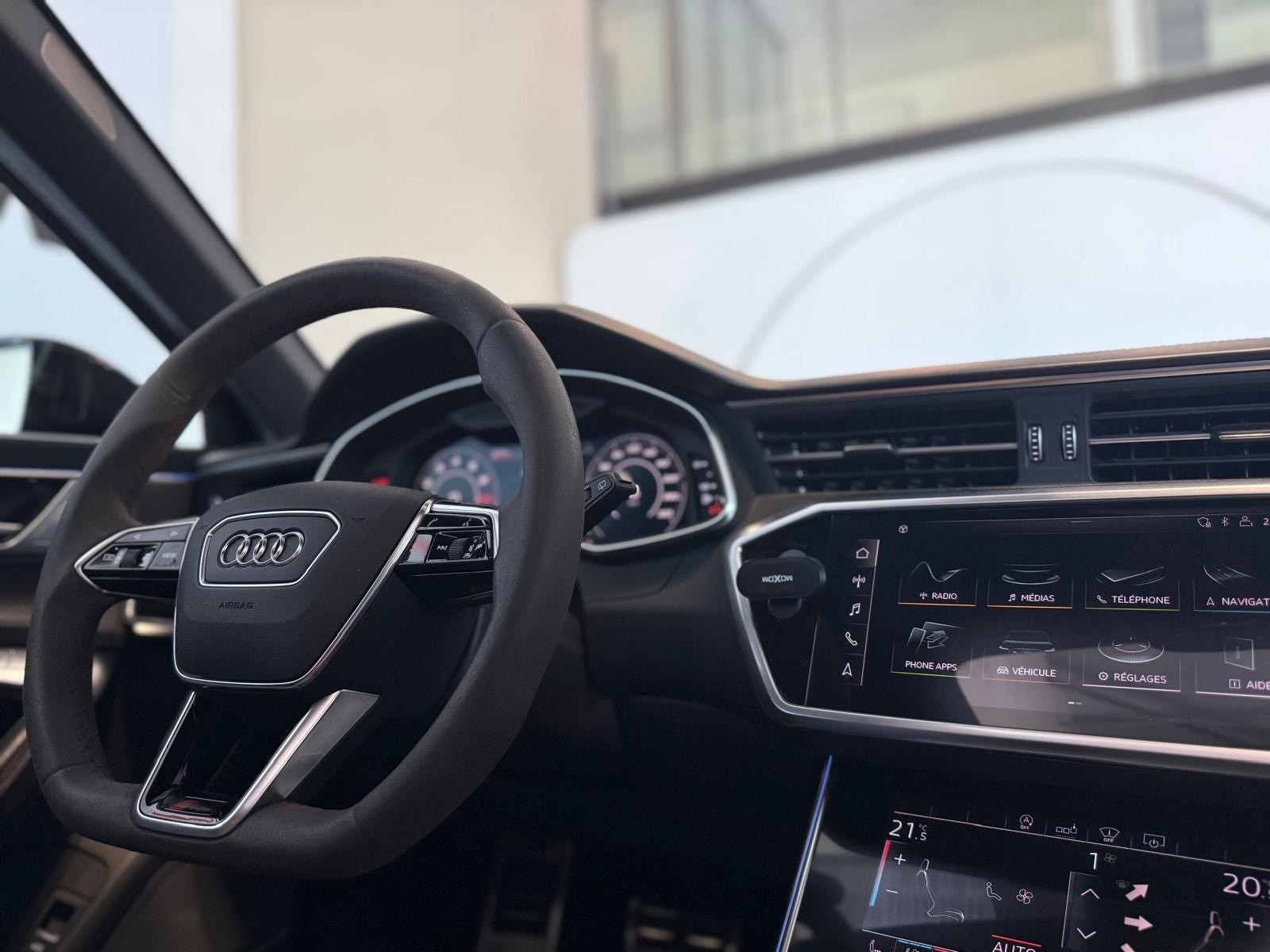 AUDI RS6 Avant 4.0 TFSI V8 quattro-image-24