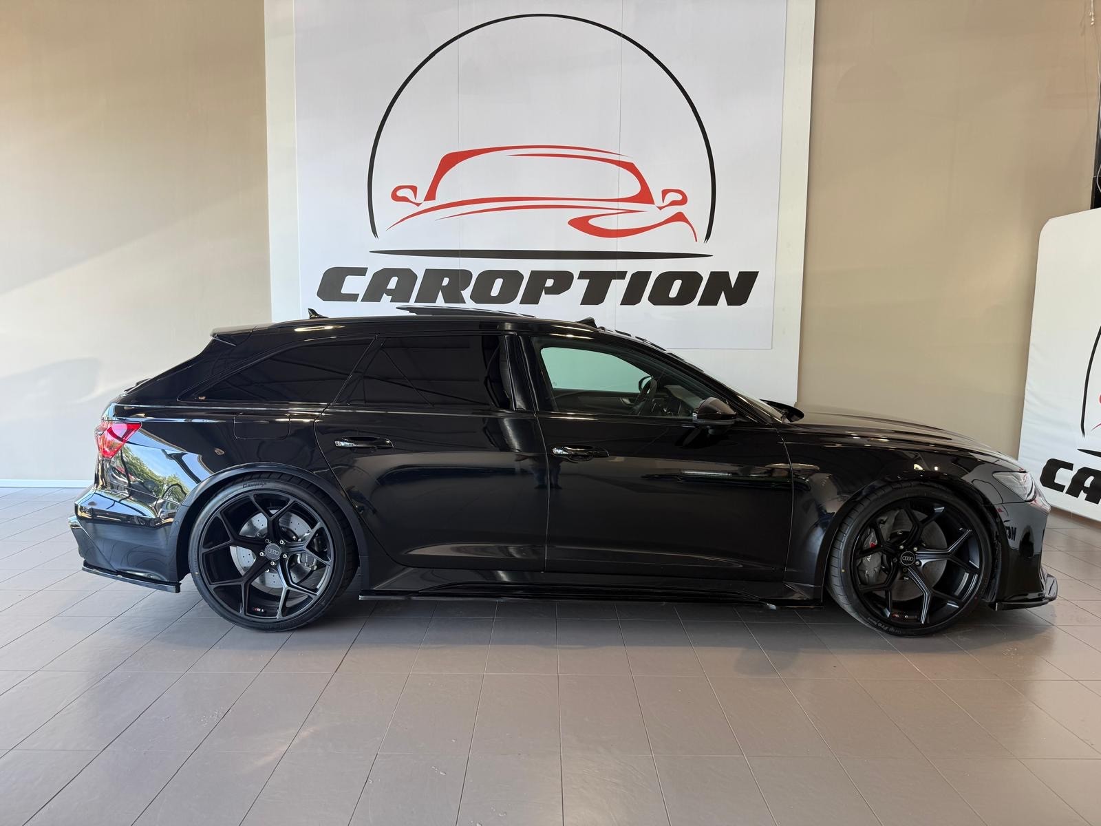 AUDI RS6 Avant 4.0 TFSI V8 quattro-image-5