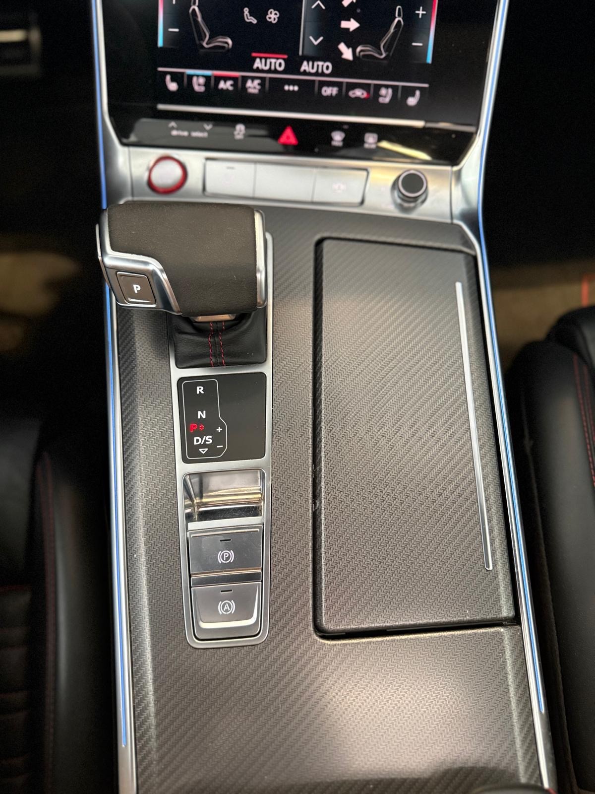 AUDI RS6 Avant 4.0 TFSI V8 quattro-image-20