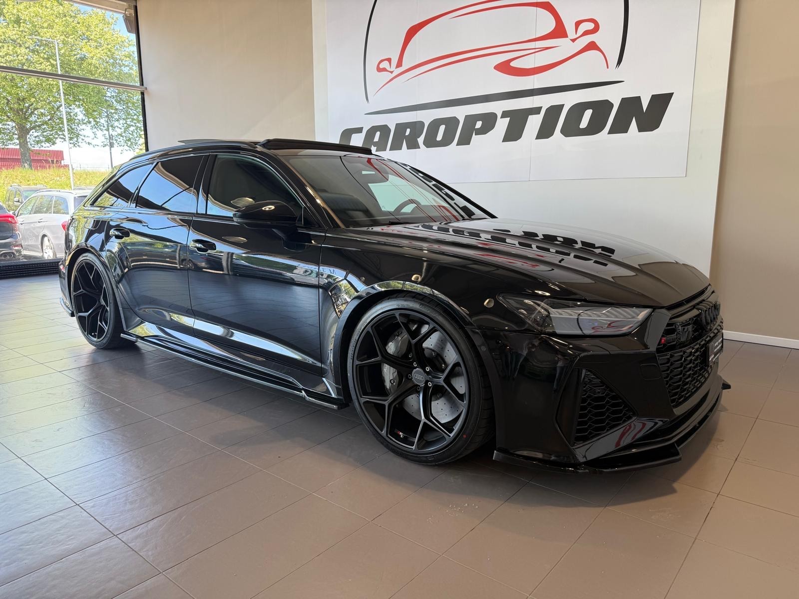 AUDI RS6 Avant 4.0 TFSI V8 quattro-showroom-element-1