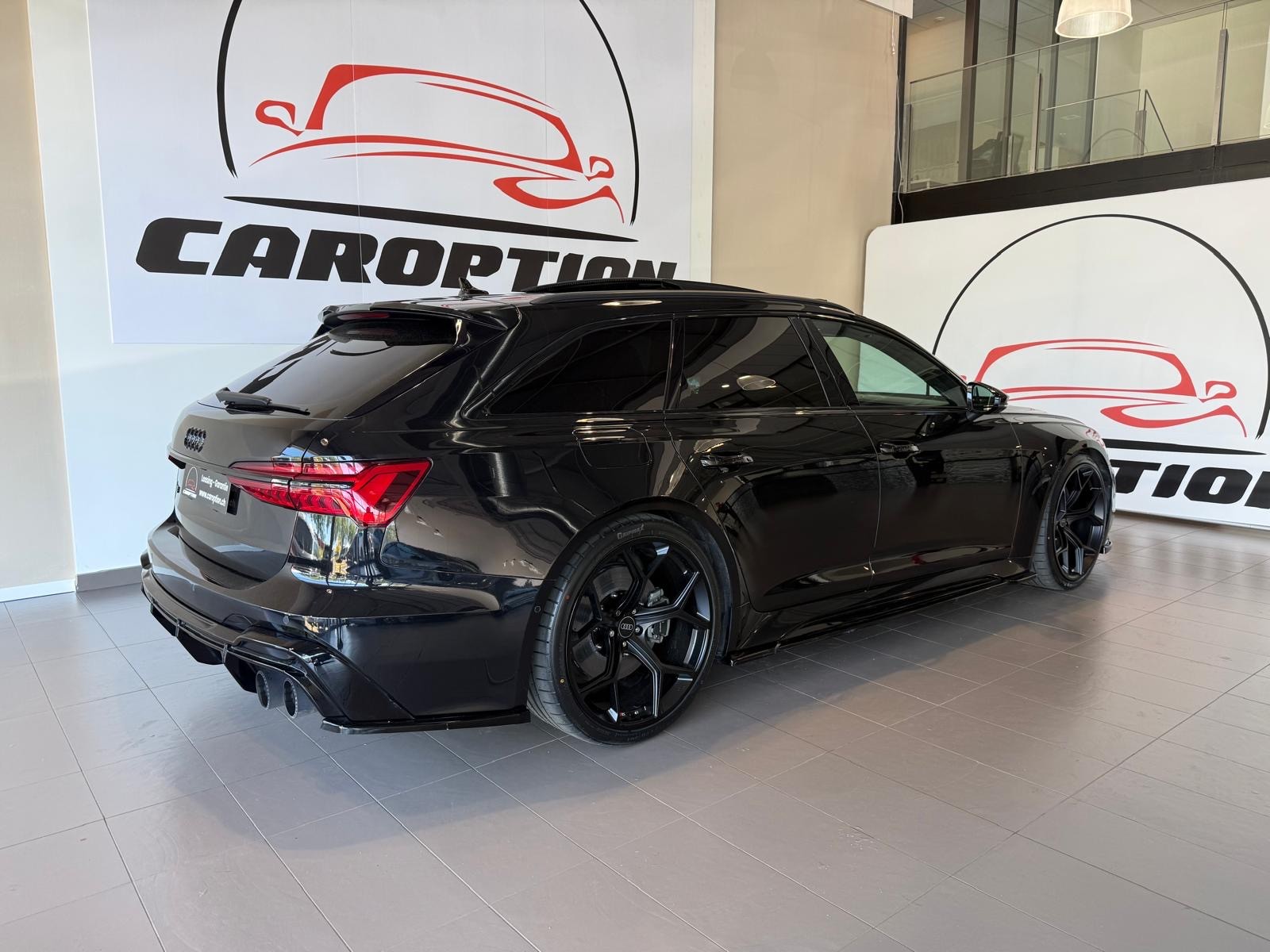 AUDI RS6 Avant 4.0 TFSI V8 quattro-image-8