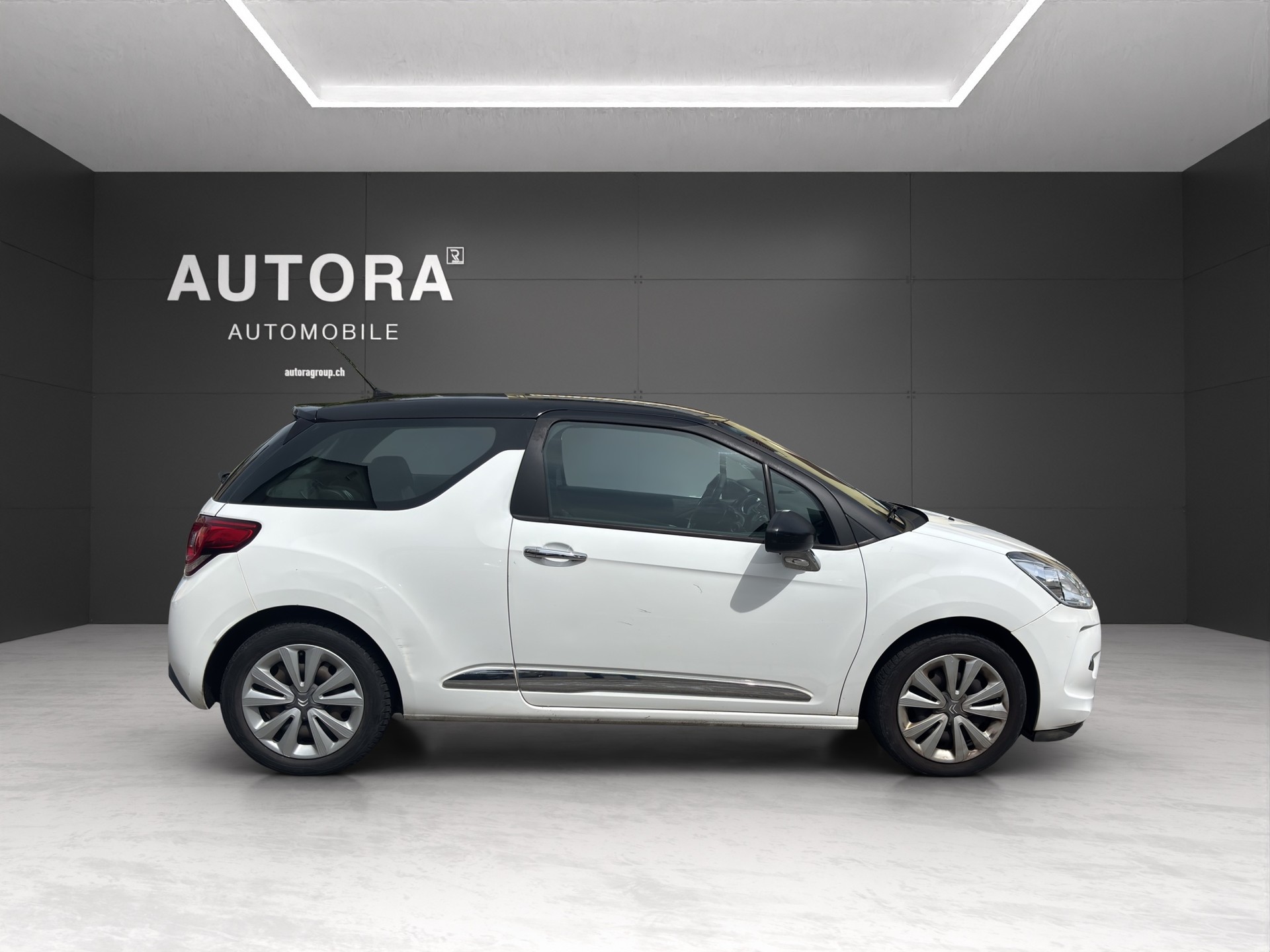 DS AUTOMOBILES DS3 1.2 VTi Chic-image-6