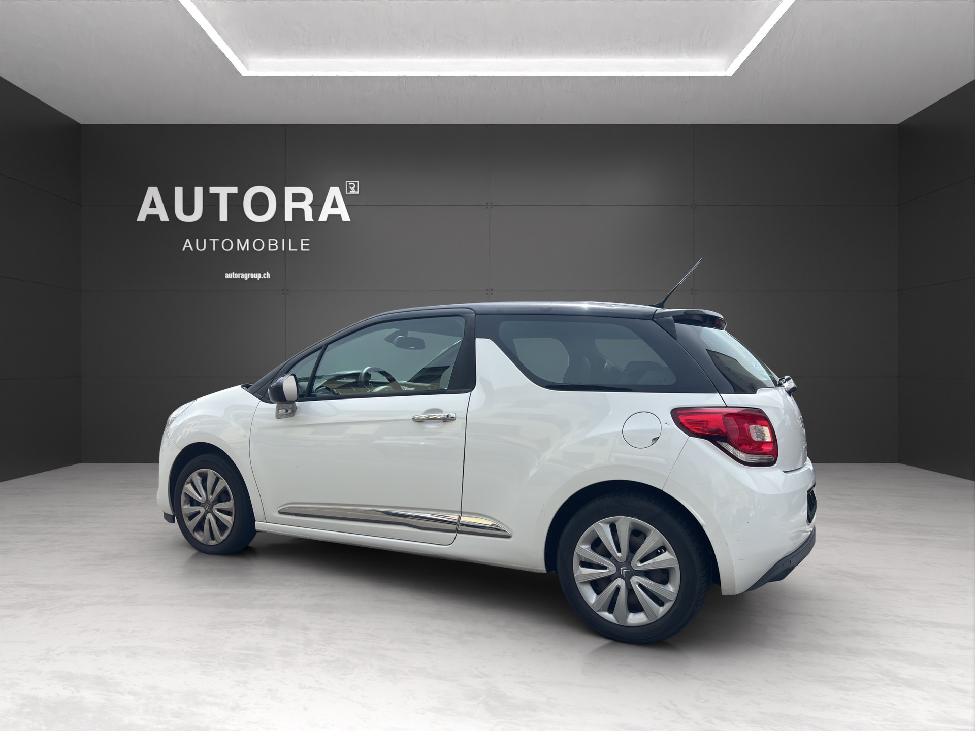 DS AUTOMOBILES DS3 1.2 VTi Chic-image-3