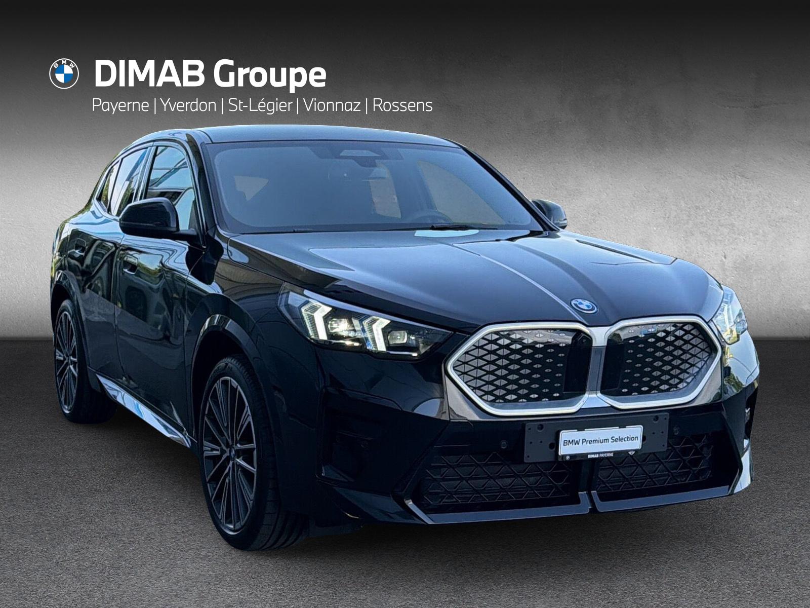 BMW iX2 30 M Sport xDrive U10 (CH) AHK ** Leasing à 0.9% ** Roues hiver incluse **-image-7