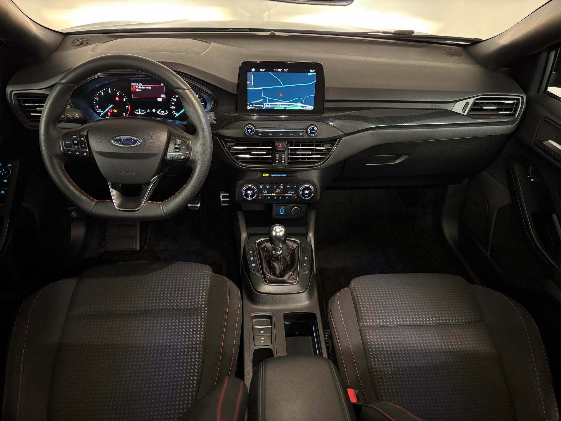 FORD Focus 1.0 SCTi ST Line Frisch ab MFK und Service-image-9