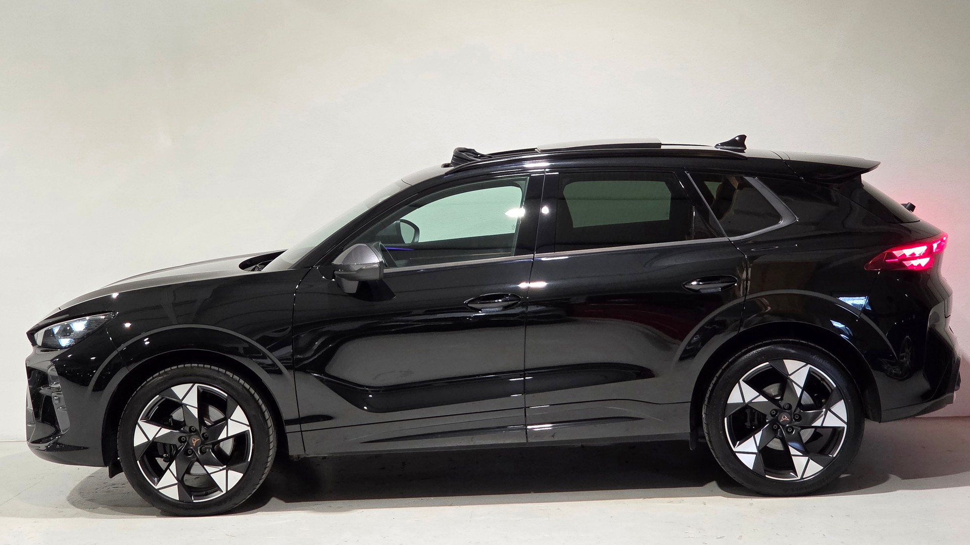 CUPRA Terramar 2.0 TSI DSG 4Drive VZ-showroom-element-1