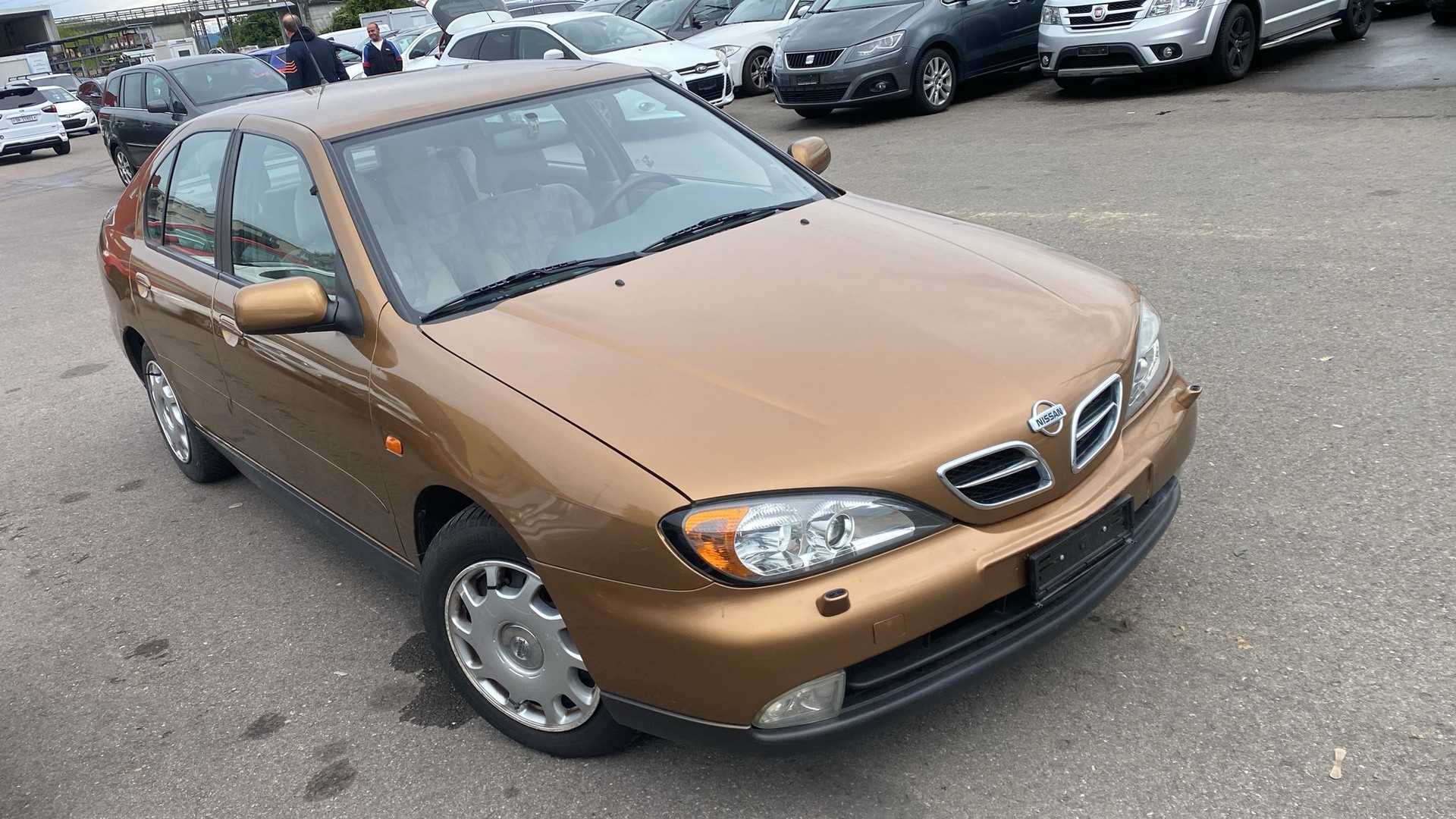 NISSAN Primera 2.0 Elegance Plus-image-2
