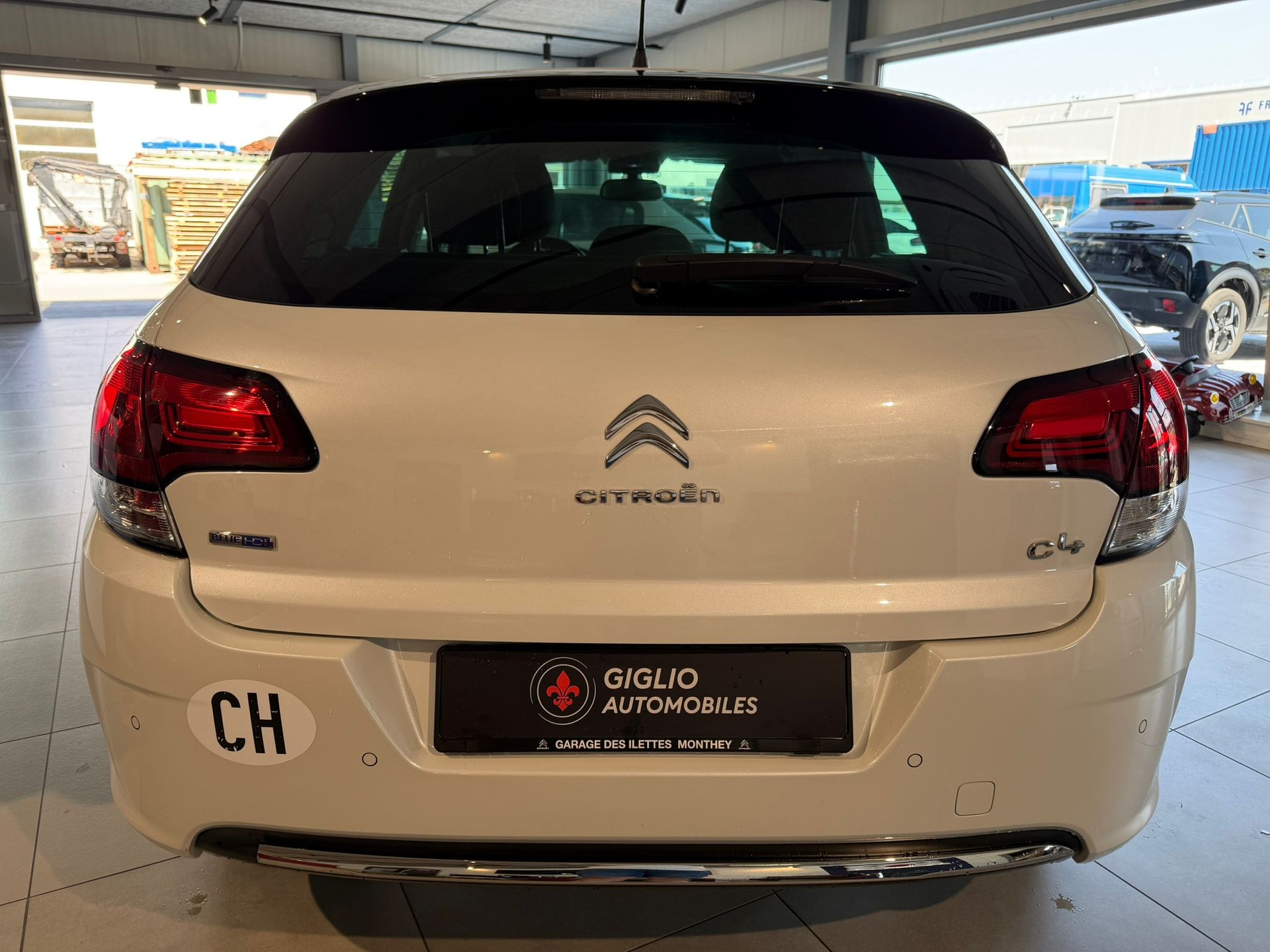 CITROEN C4 1.6 BlueHDi Feel-showroom-element-1