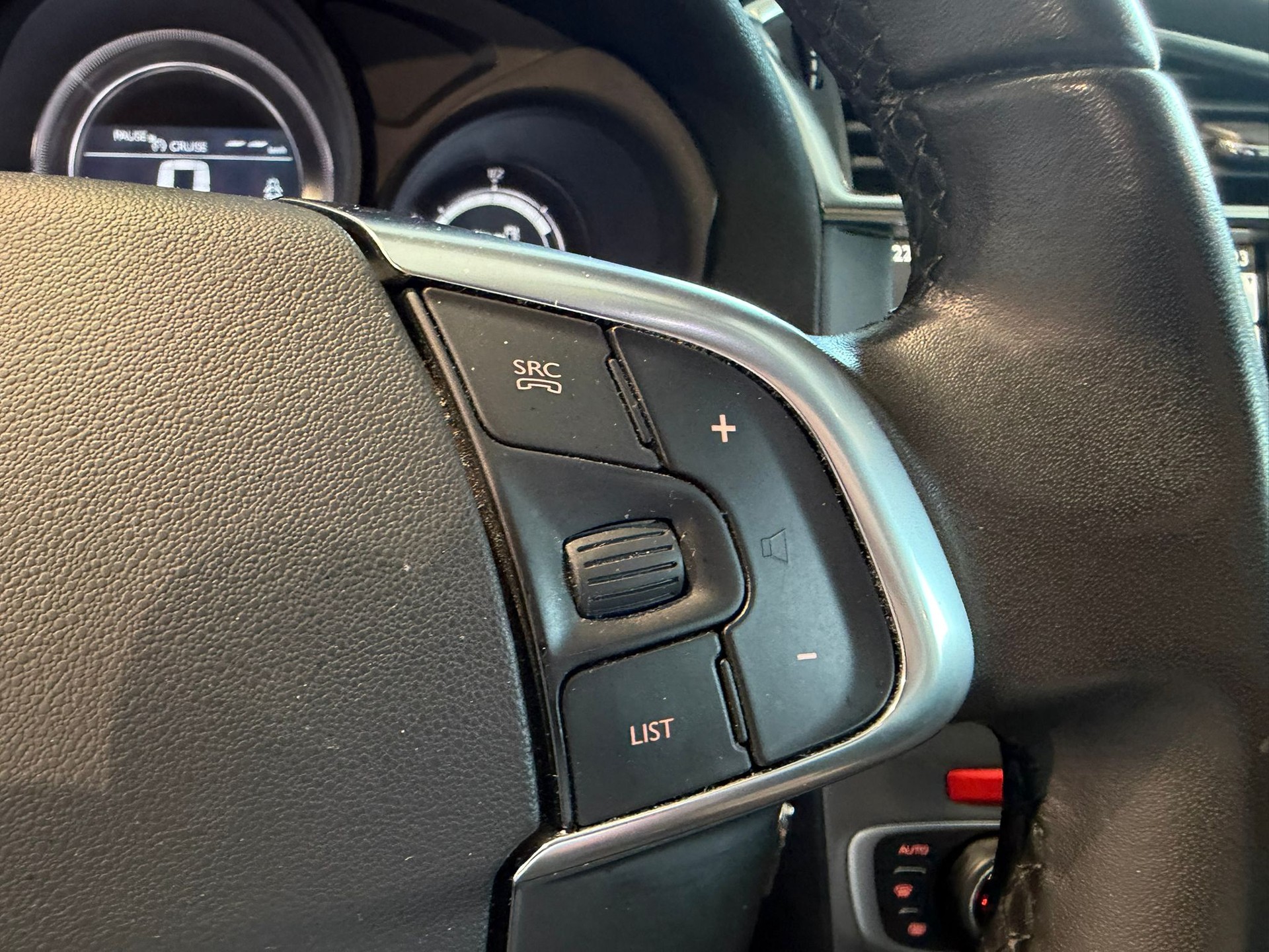 CITROEN C4 1.6 BlueHDi Feel-image-11