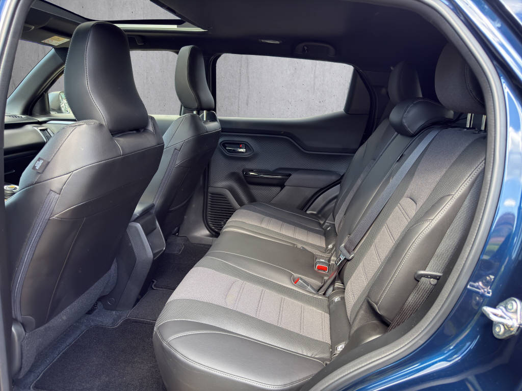 SUZUKI e Vitara Compact Top 4x4-image-8