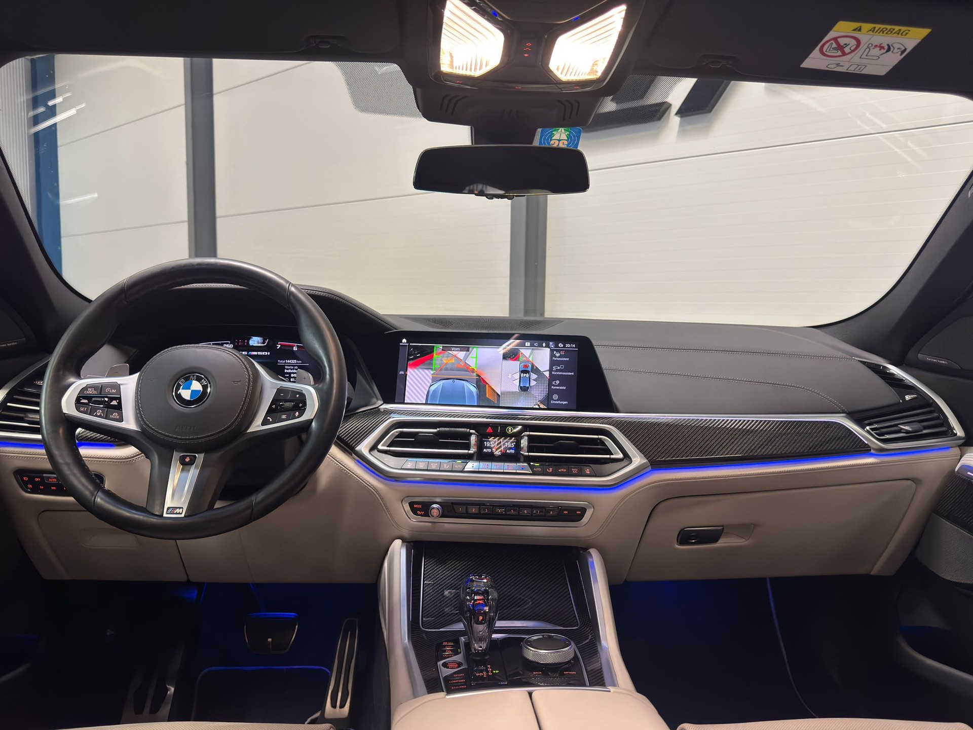 BMW X6 M50i-image-7