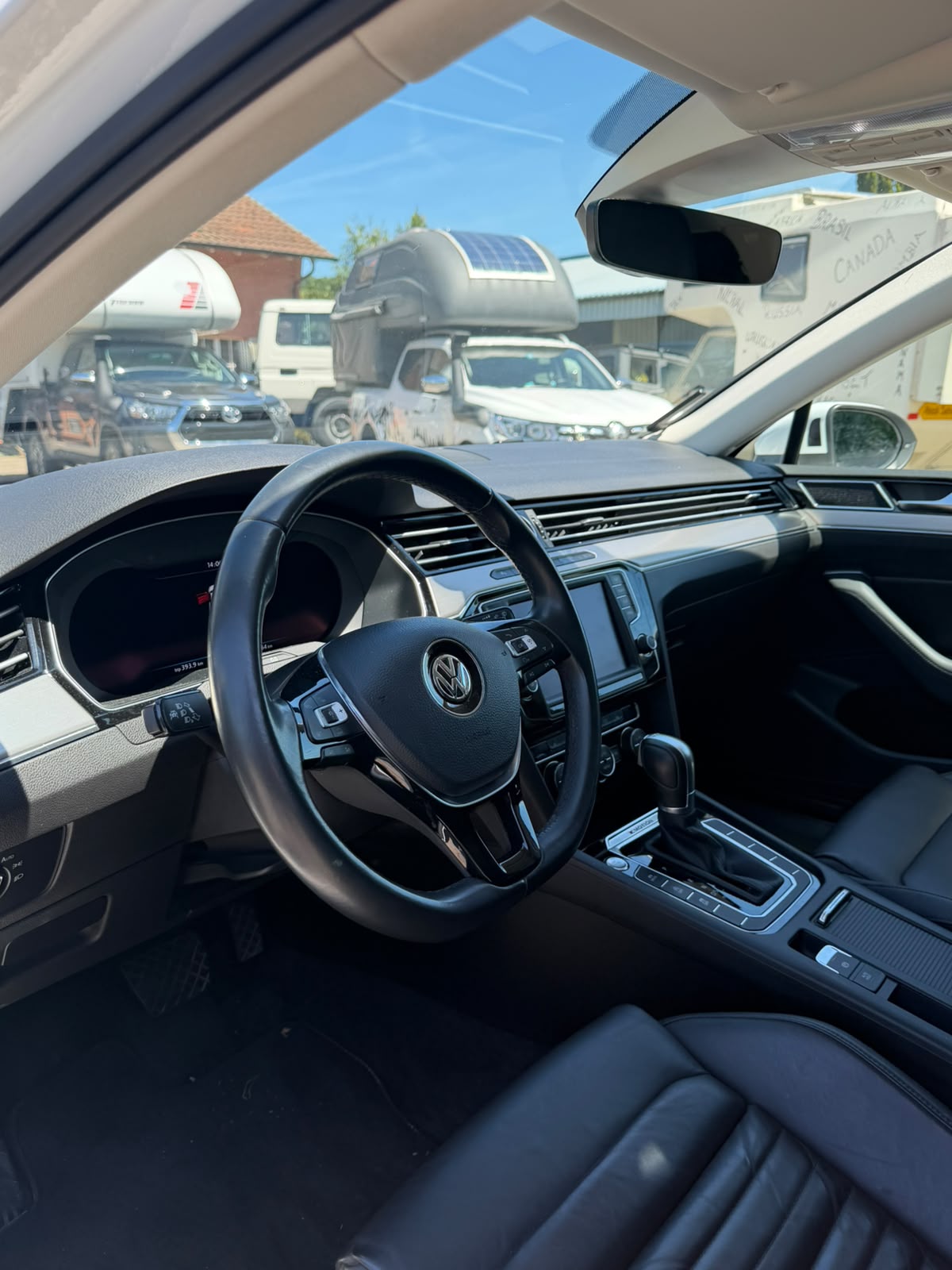 VW Passat Variant 2.0 TDI BMT Comfortline DSG 4Motion-image-8