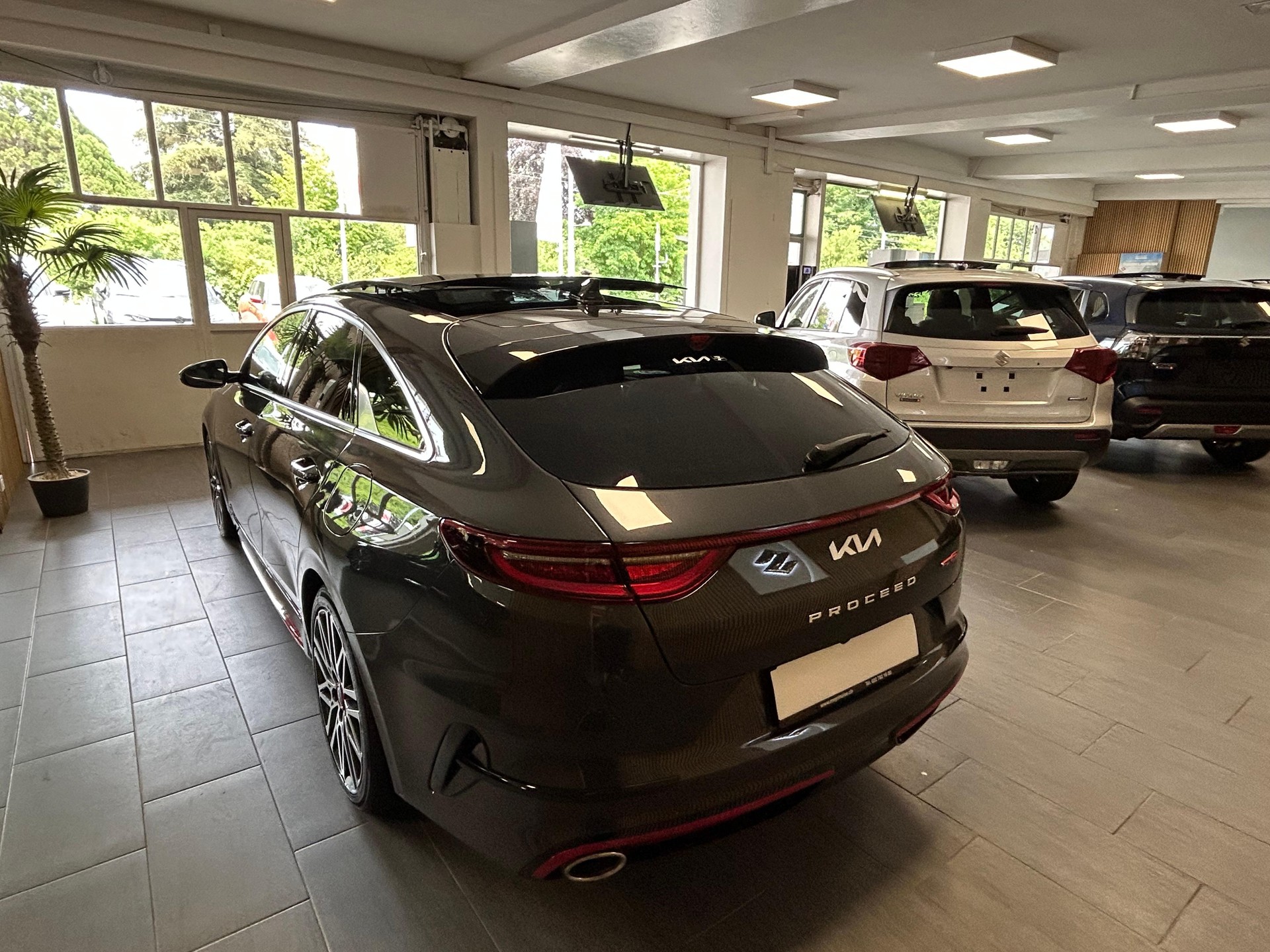 KIA ProCeed 1.6 T-GDi GT-image-5