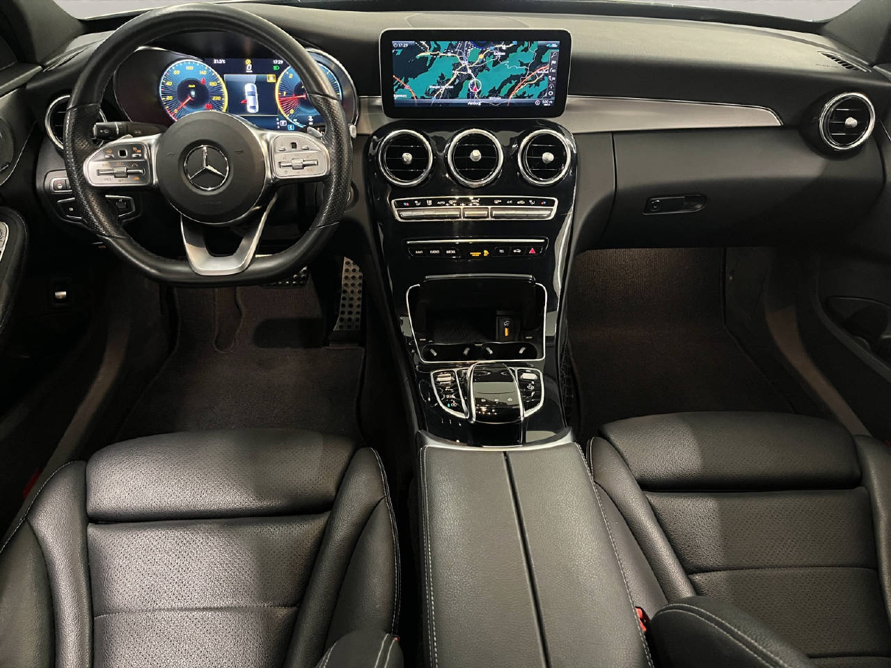 MERCEDES-BENZ C 220 d AMG Line 4matic-image-7