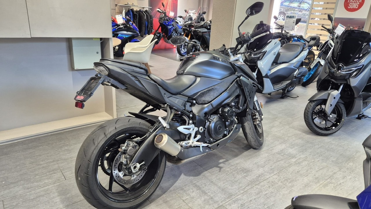 SUZUKI GSX-S 950-showroom-element-1
