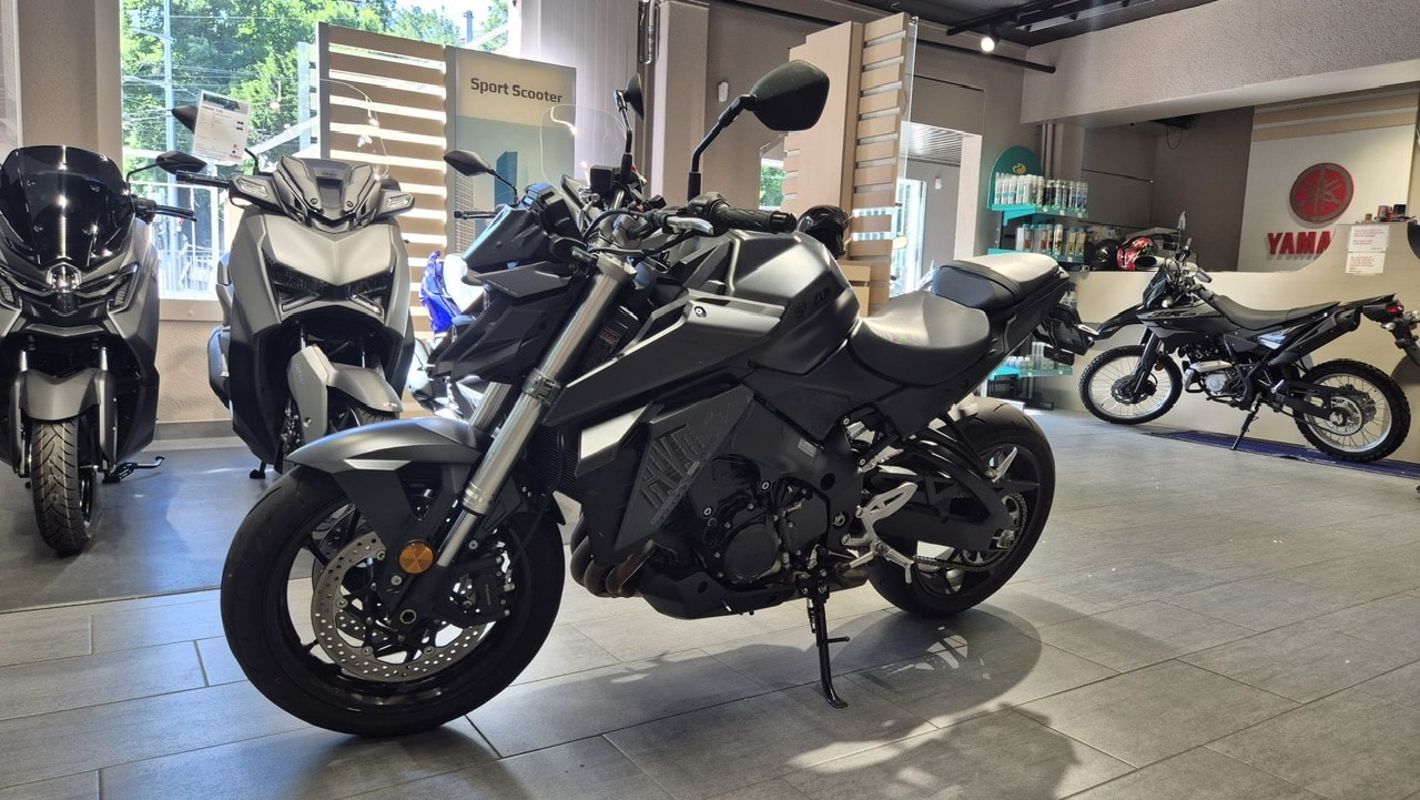 SUZUKI GSX-S 950