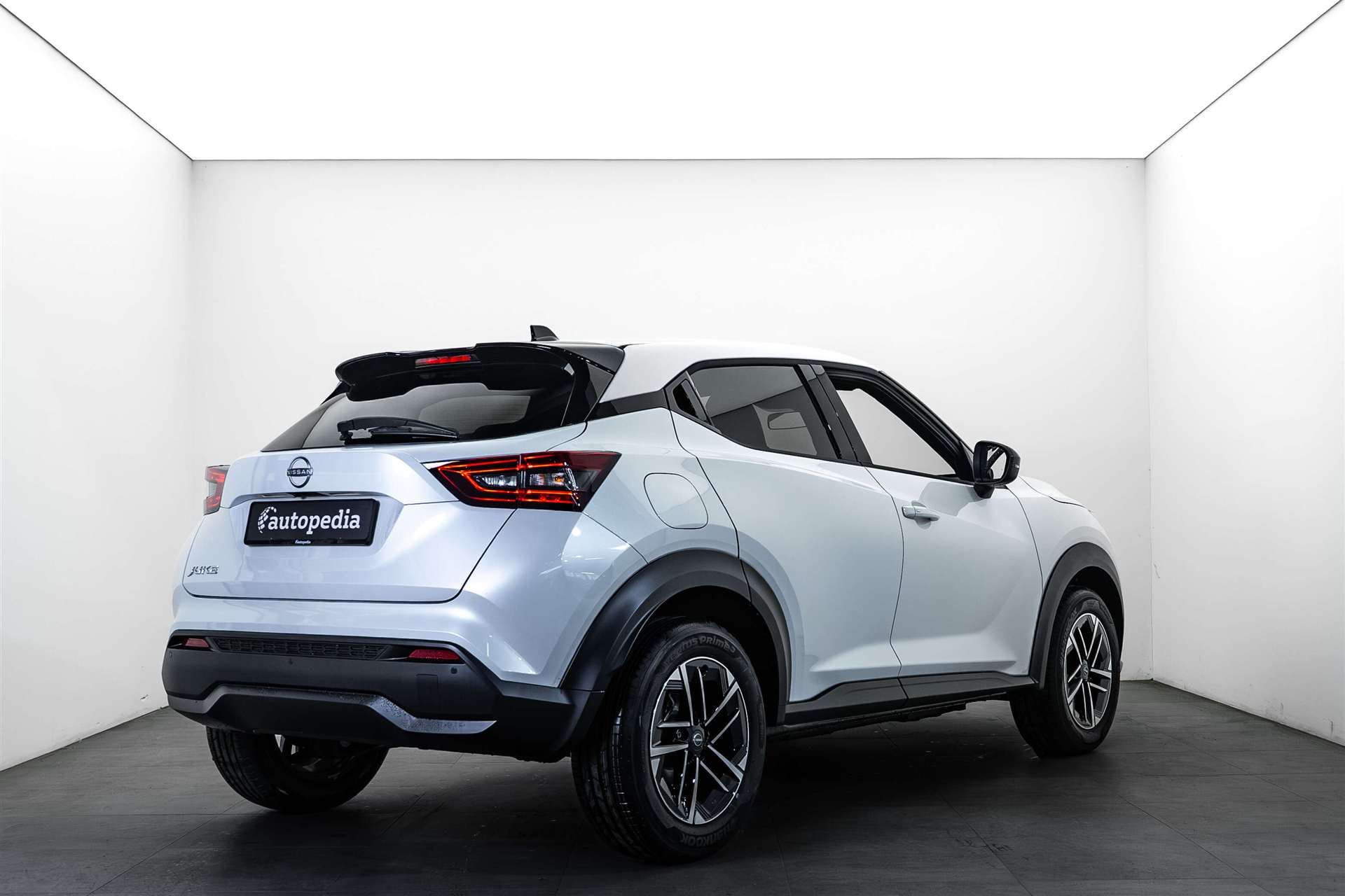 NISSAN Juke 1.0 DIG-T N-Connecta DCT-Automat-showroom-element-2