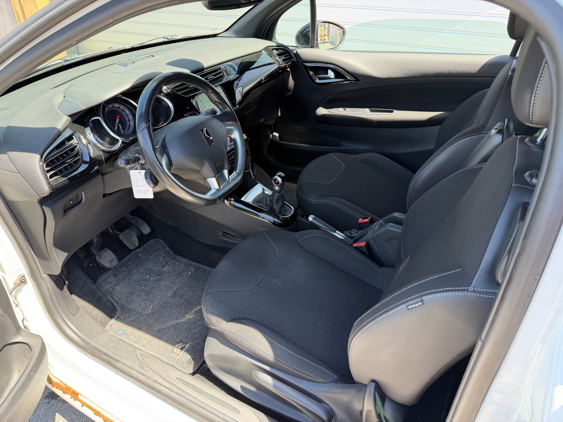 DS AUTOMOBILES DS3 1.6 VTi SO Chic-image-10