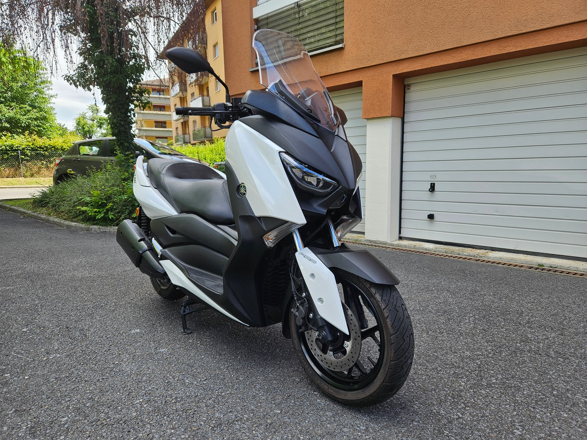 YAMAHA X-Max CZD 300 ABS-image-8