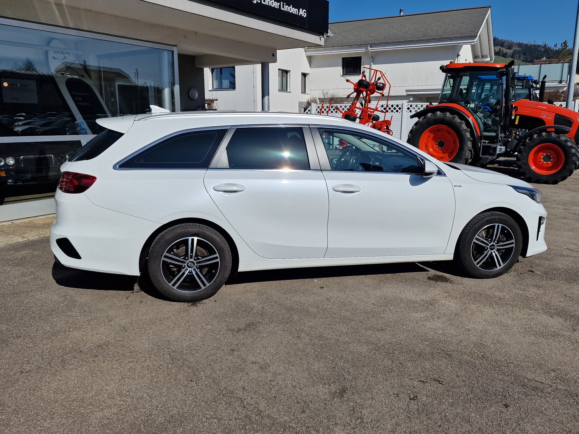 KIA Ceed Sportswagon 1.4 T-GDi Power 25 DCT-showroom-element-1
