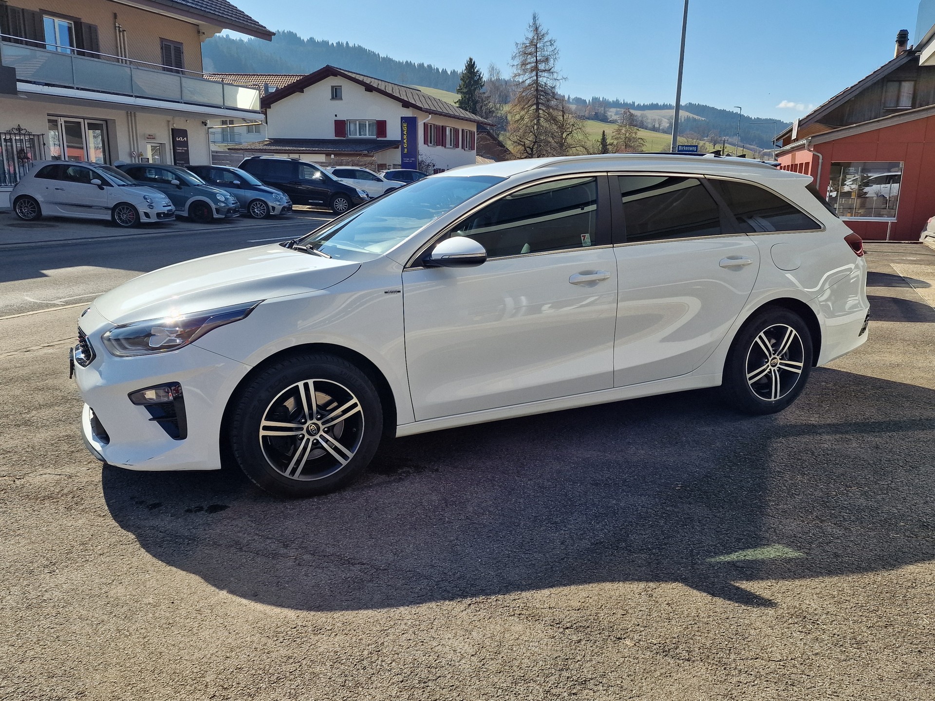 KIA Ceed Sportswagon 1.4 T-GDi Power 25 DCT-image-4
