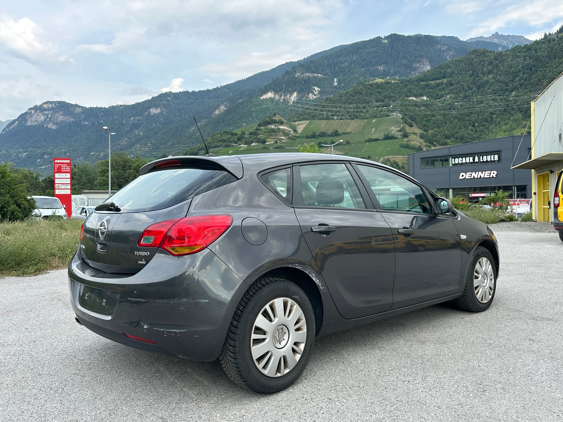 OPEL Astra 1.4i 16V Turbo Enjoy-image-6