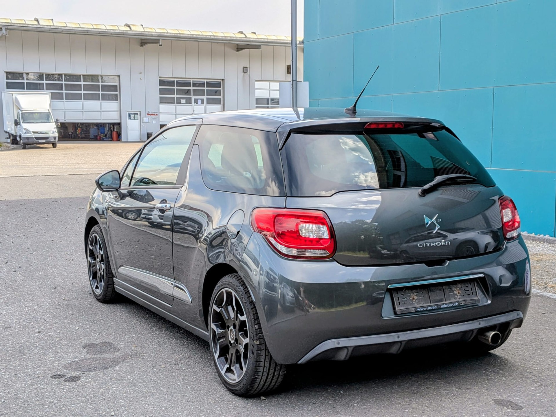 DS AUTOMOBILES DS3 1.6 VTi Ultra Prestige-image-3