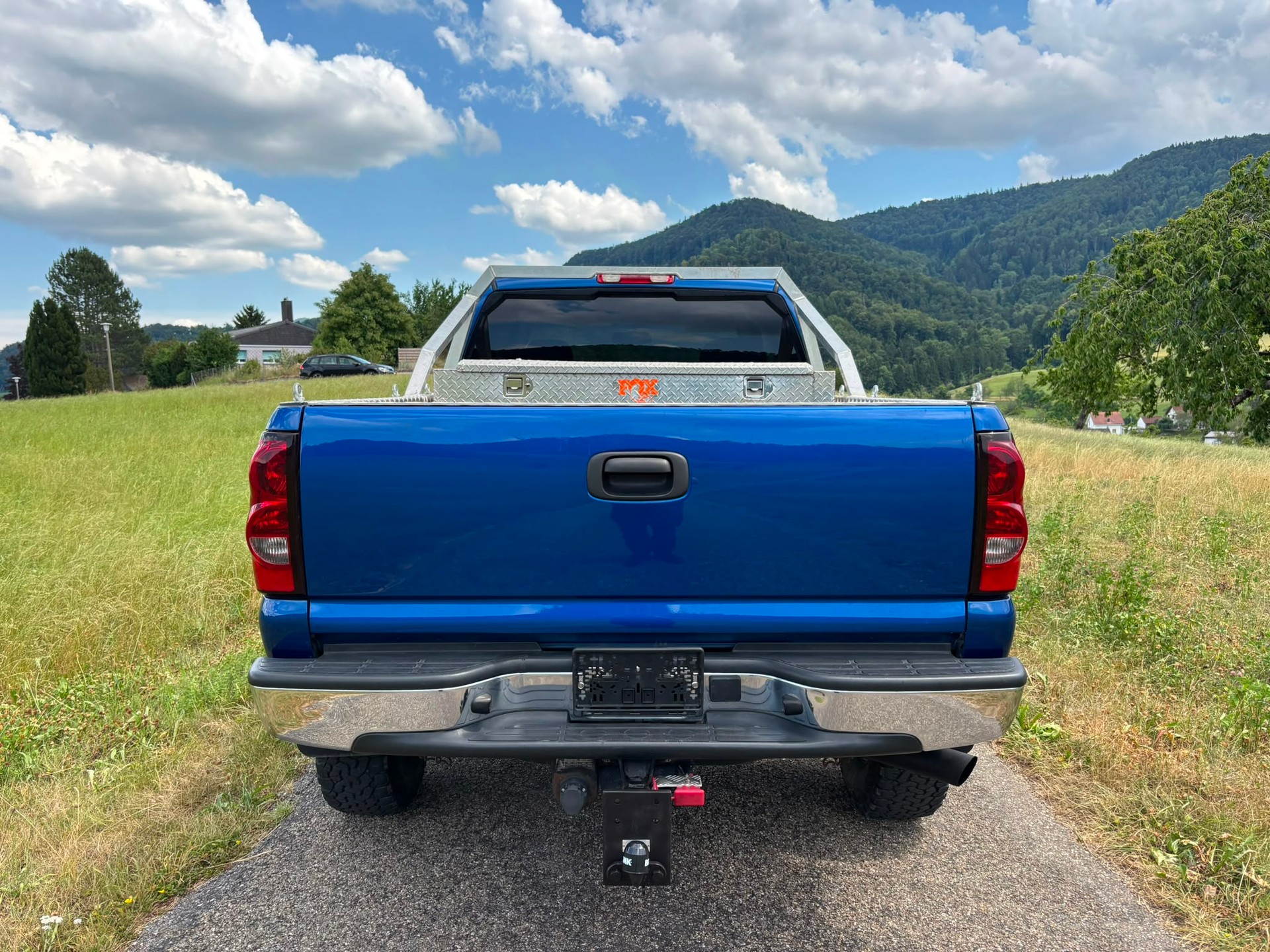 CHEVROLET Silverdado 2500HD-image-3