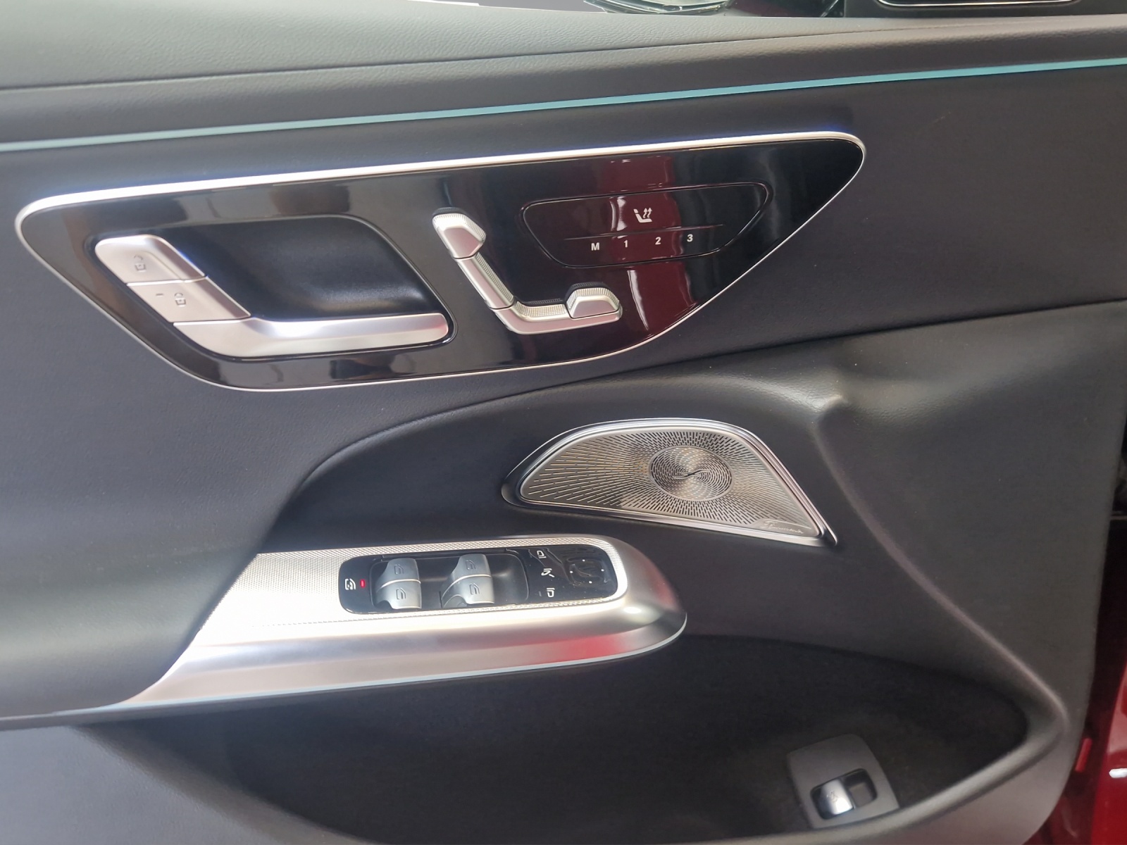 MERCEDES-BENZ E 220 d T 4Matic 9G-Tronic-image-9