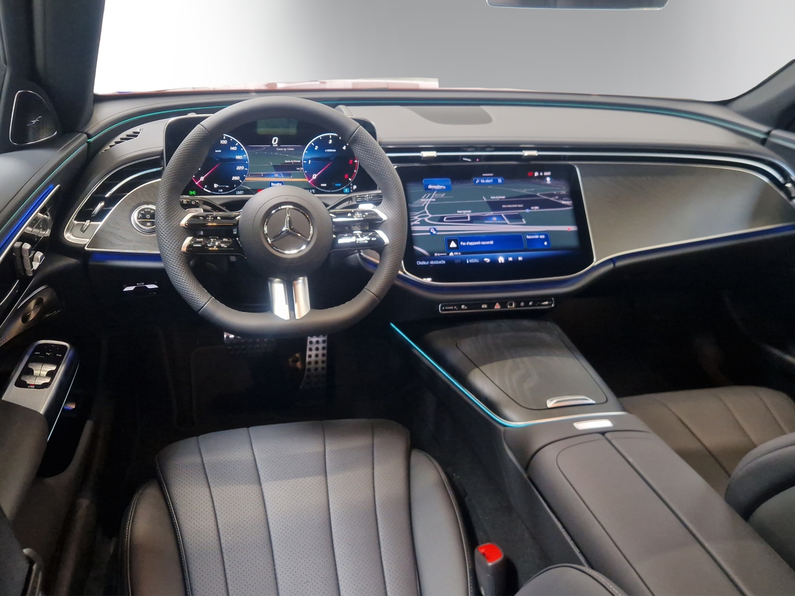MERCEDES-BENZ E 220 d T 4Matic 9G-Tronic-image-10