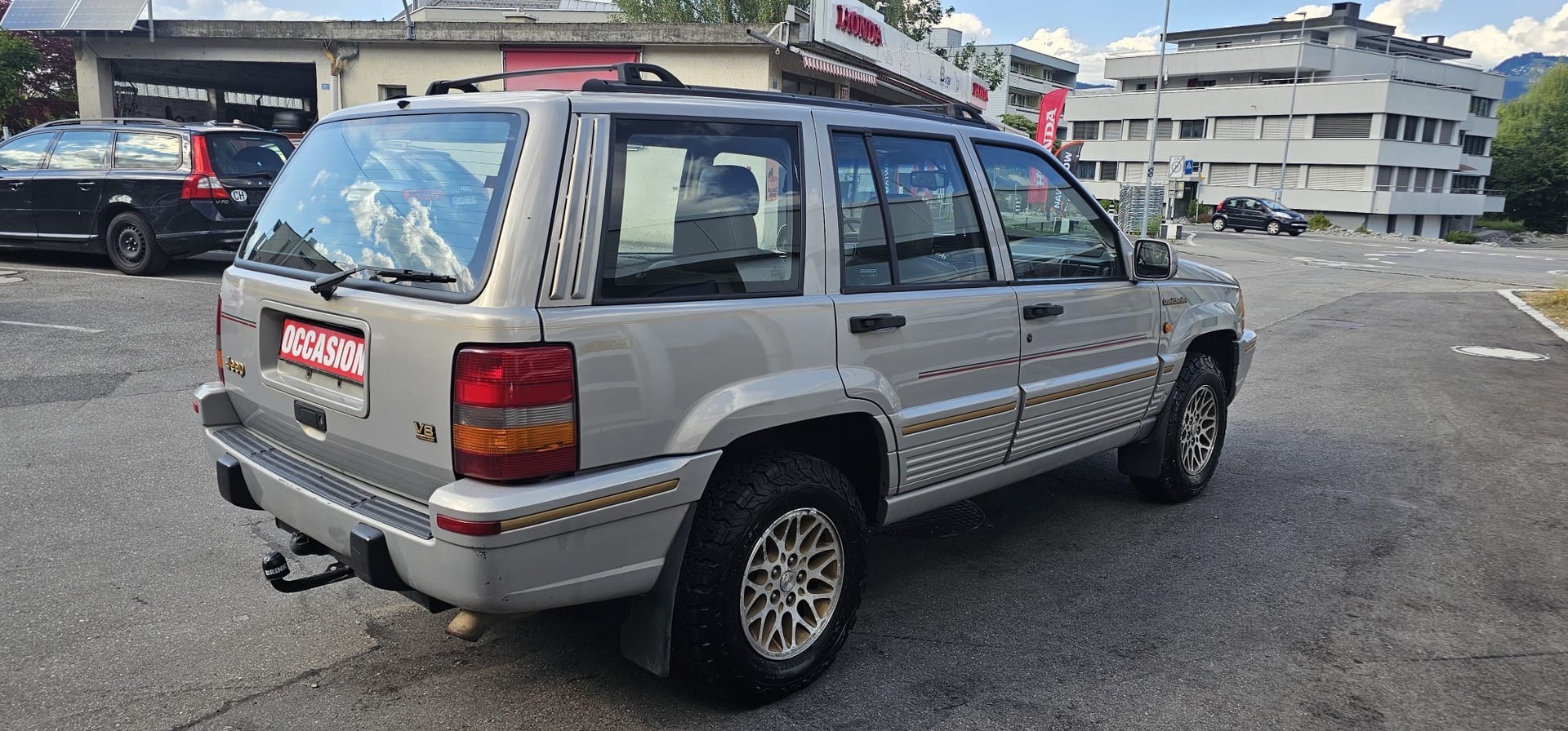 JEEP Grand Cherokee 5.2 Limited Automatic-image-6