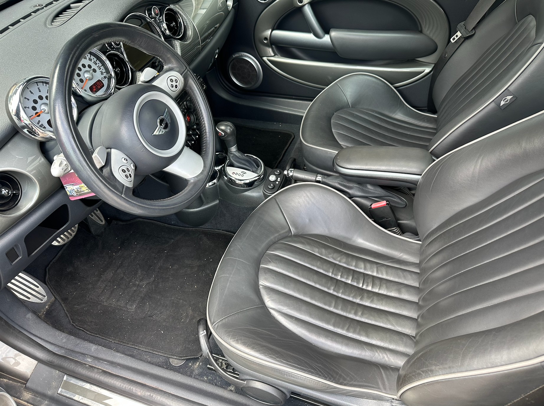MINI Cooper S-image-12