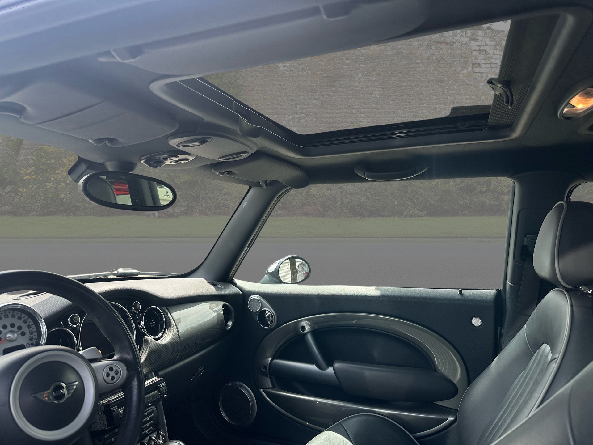 MINI Cooper S-image-8