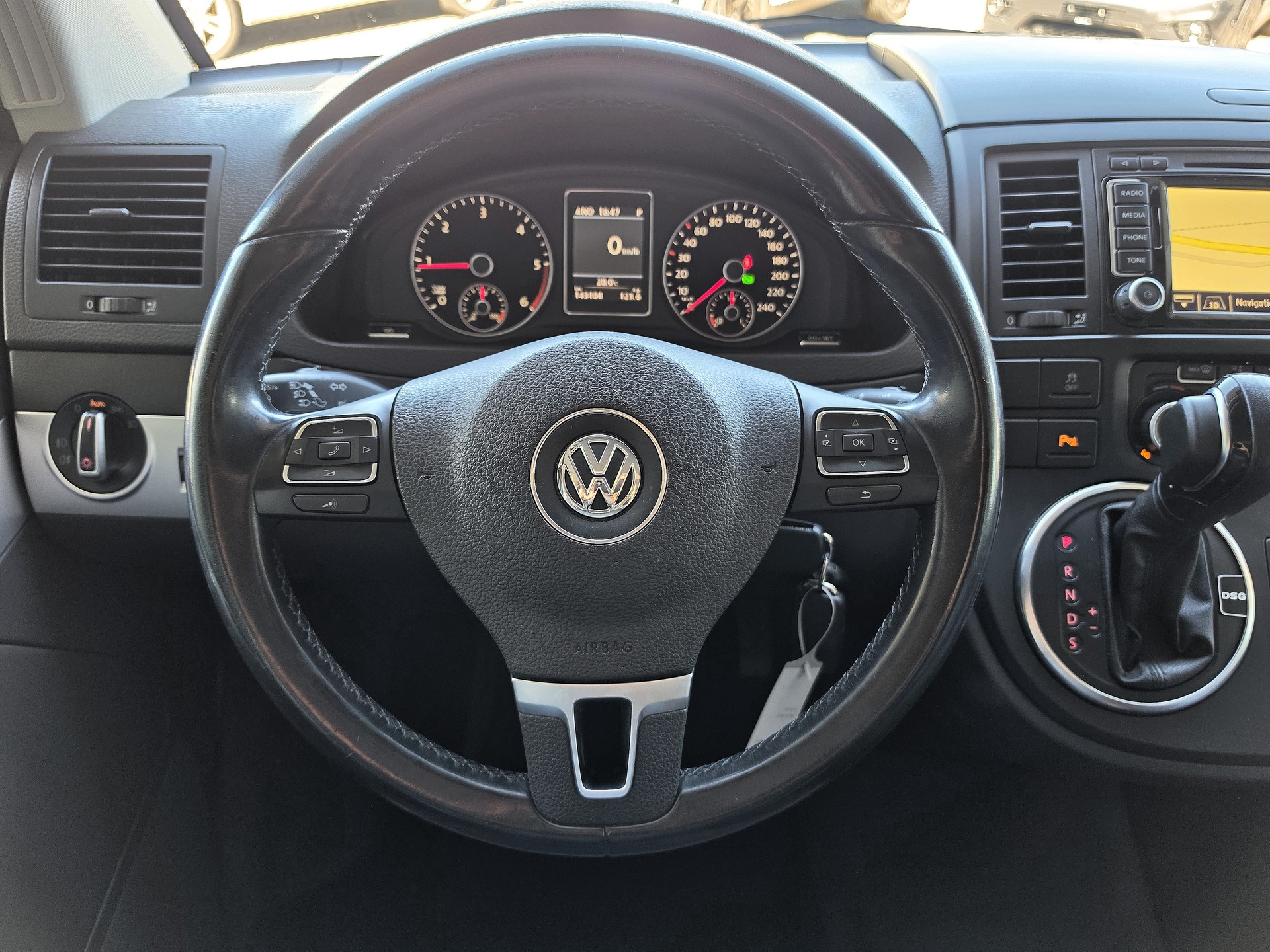 VW T5 Multivan 2.0 TDI 180 Highline DSG 4Motion-image-13