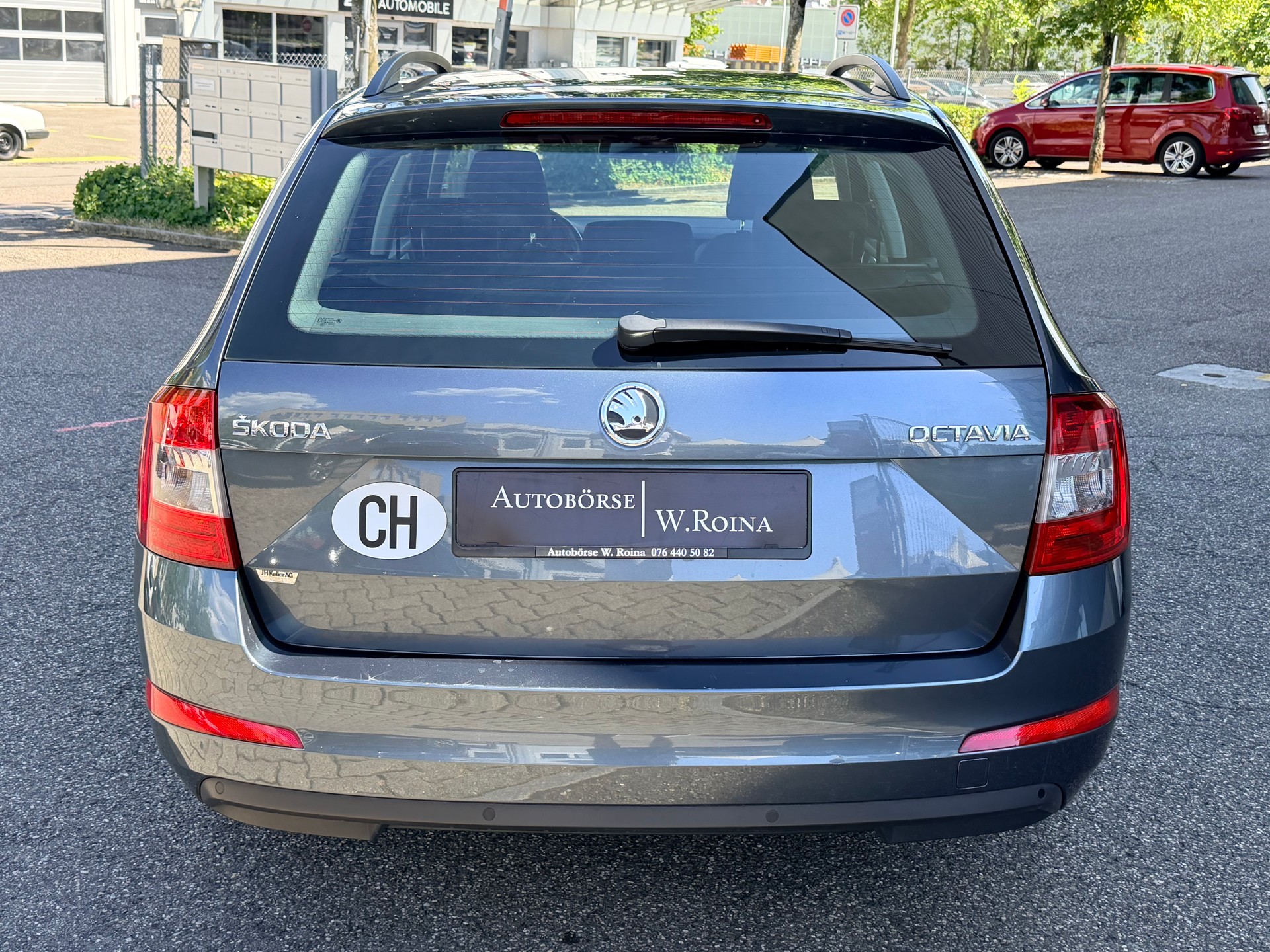 SKODA Octavia Combi 1.2 TSI Ambition-showroom-element-3