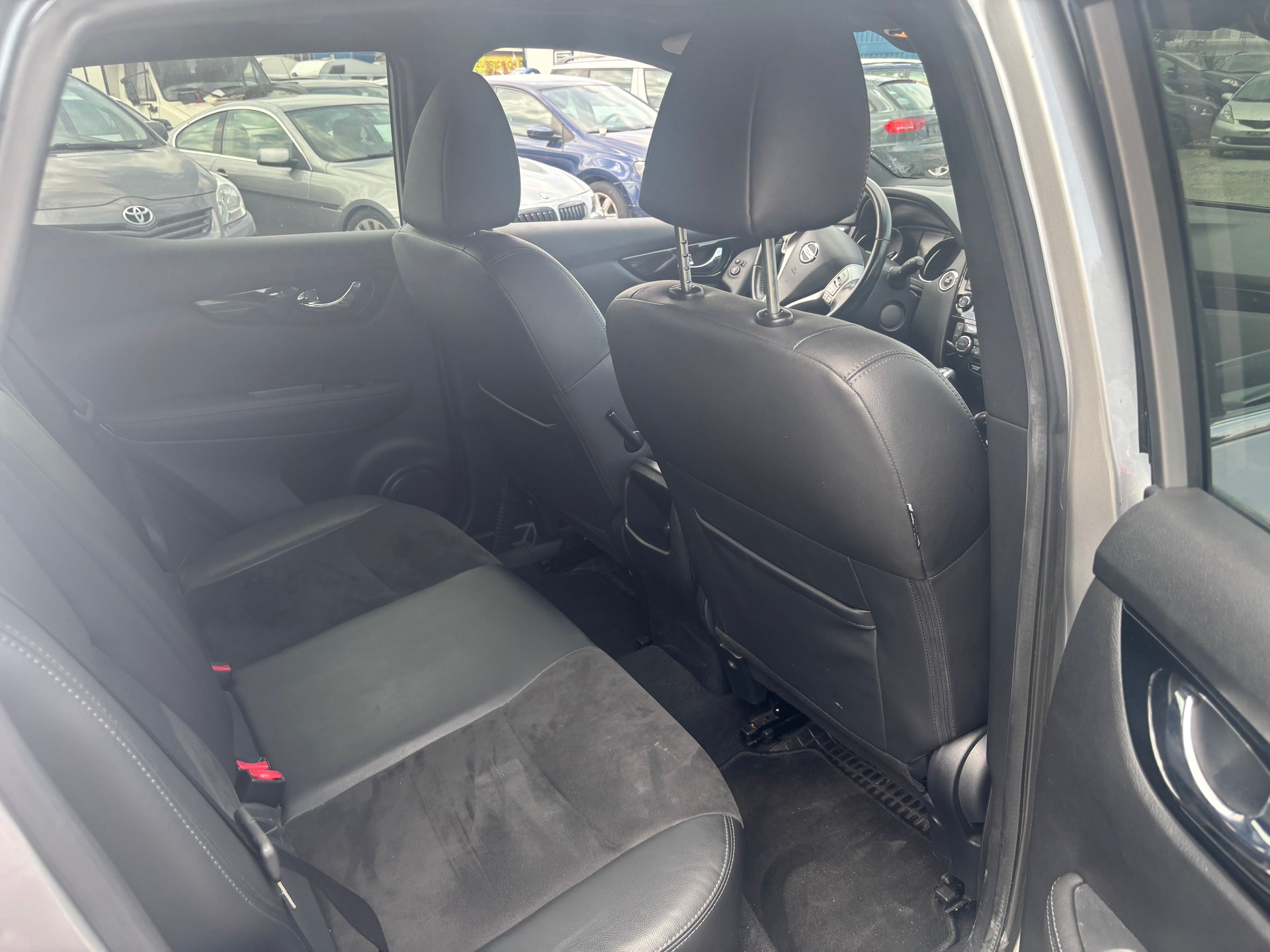 NISSAN Qashqai 1.2 DIG-T tekna-image-7
