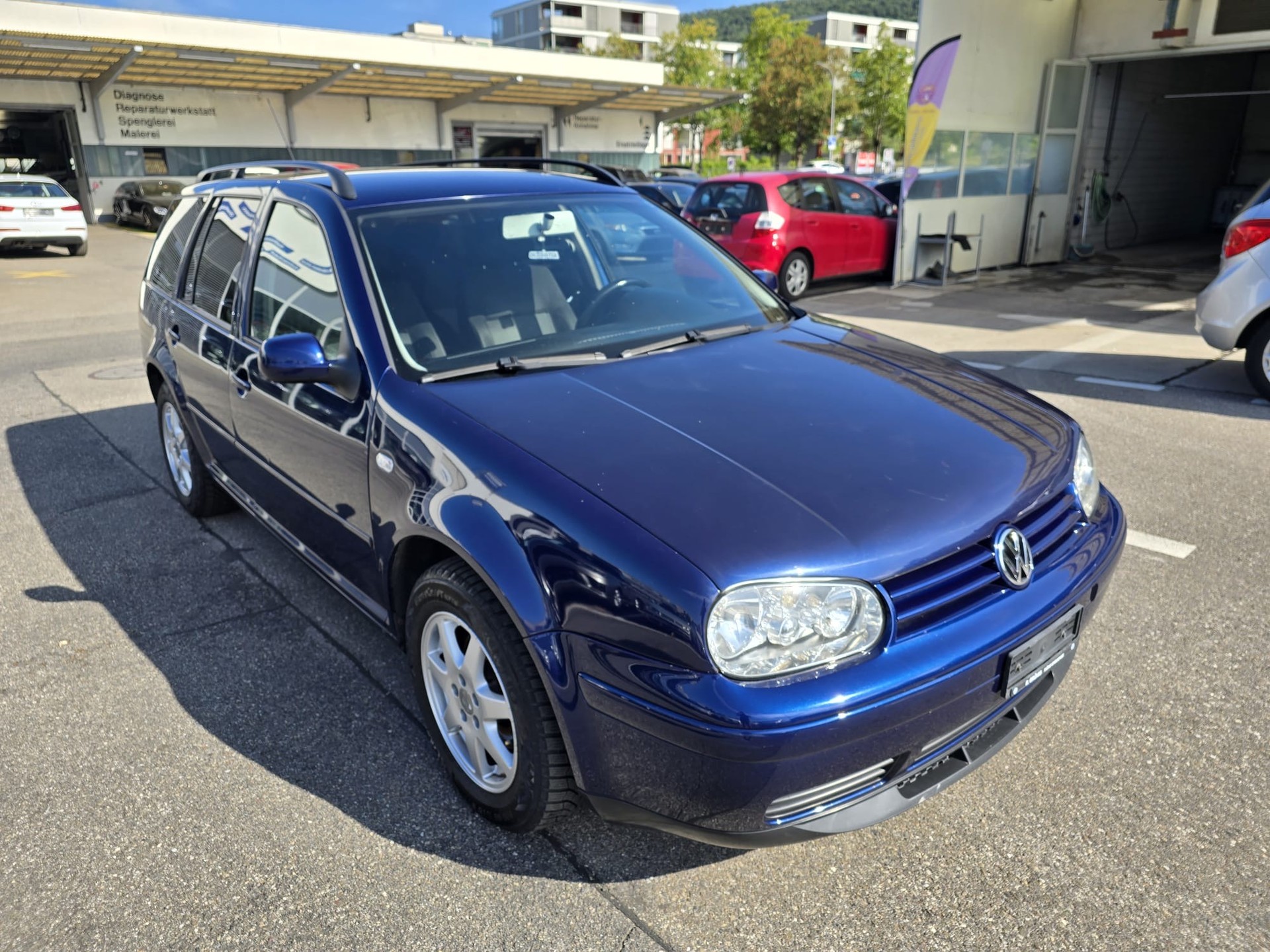 VW Golf Variant 1.9 TDI PD Ocean-showroom-element-2