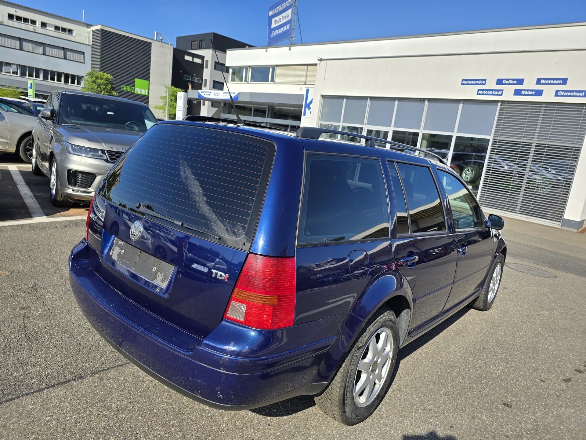 VW Golf Variant 1.9 TDI PD Ocean-showroom-element-3