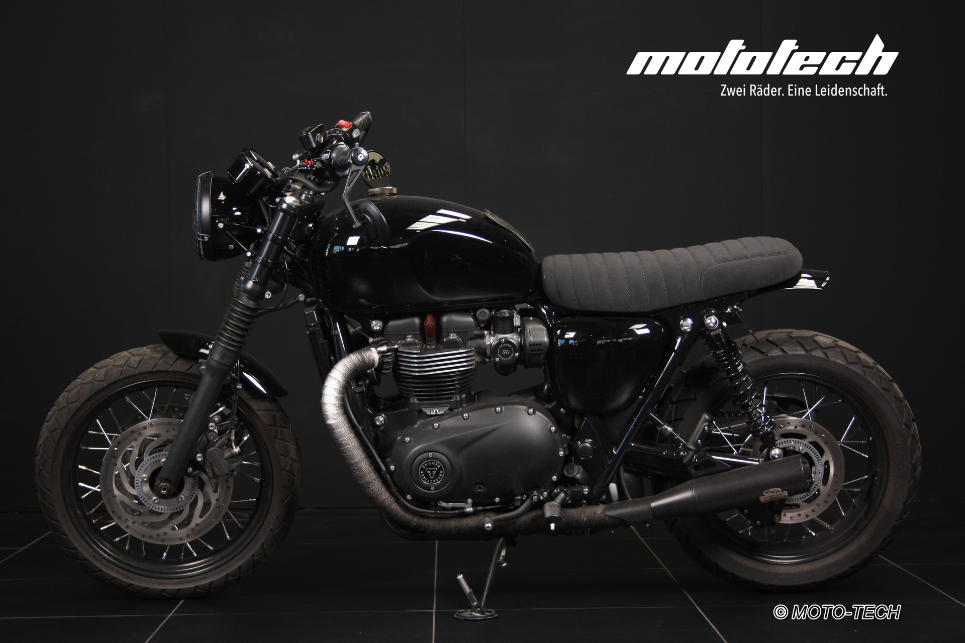 TRIUMPH Bonneville T120 Jekill & Hide-image-4