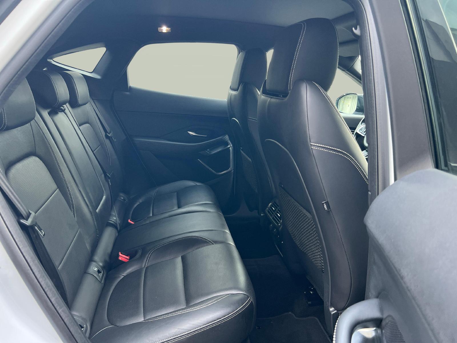 JAGUAR E-Pace 2.0 T 250 R-Dynamic SE AWD-image-10