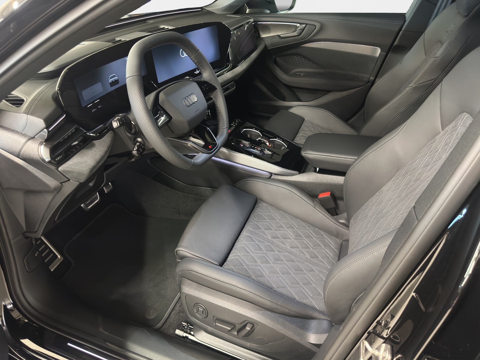 AUDI A5 Avant e-hybrid quattro Attraction 220 kW S tronic-image-9